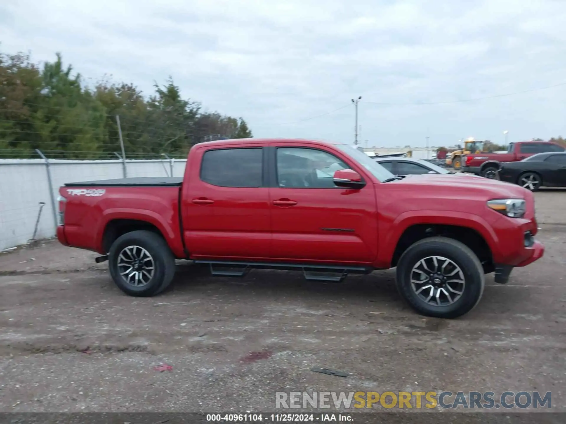 13 fotografías del automóvil dañado 3TMCZ5AN4PM604670 TOYOTA TACOMA 2023