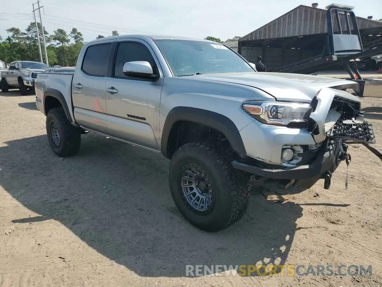 4 fotografías del automóvil dañado 3TMCZ5AN4PM627365 TOYOTA TACOMA 2023