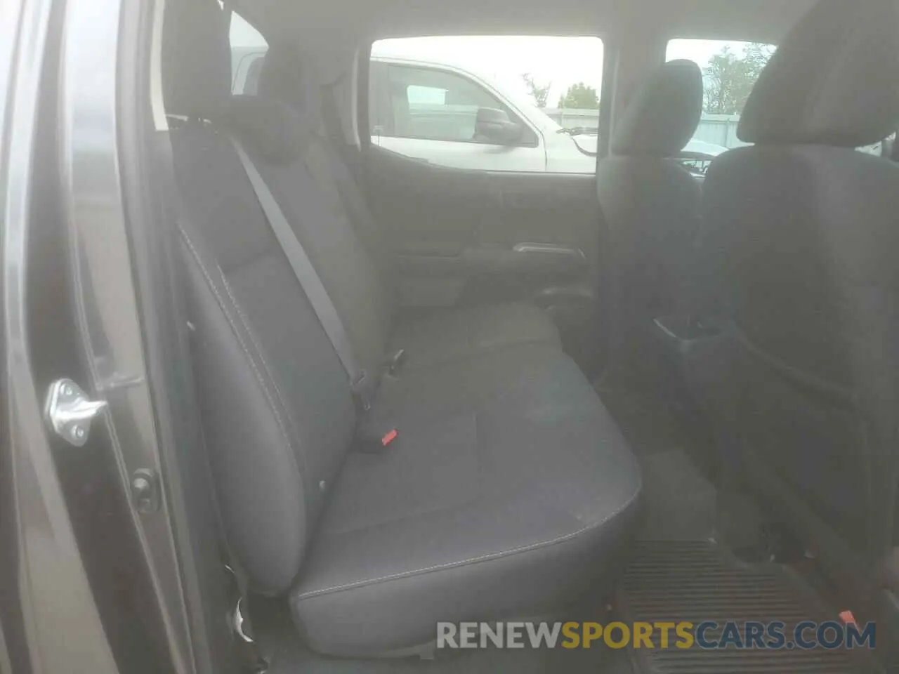 10 fotografías del automóvil dañado 3TMCZ5AN4PM635255 TOYOTA TACOMA 2023