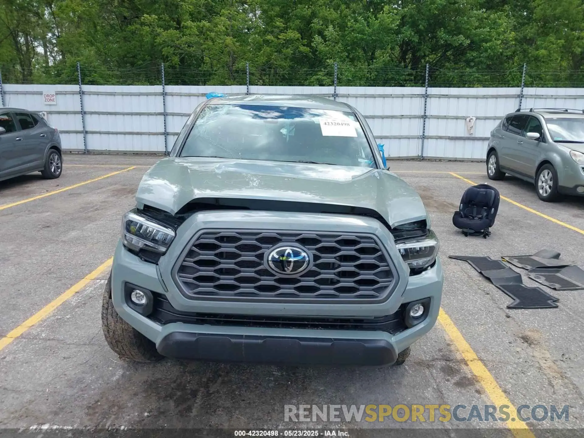 12 fotografías del automóvil dañado 3TMCZ5AN5PM541627 TOYOTA TACOMA 2023