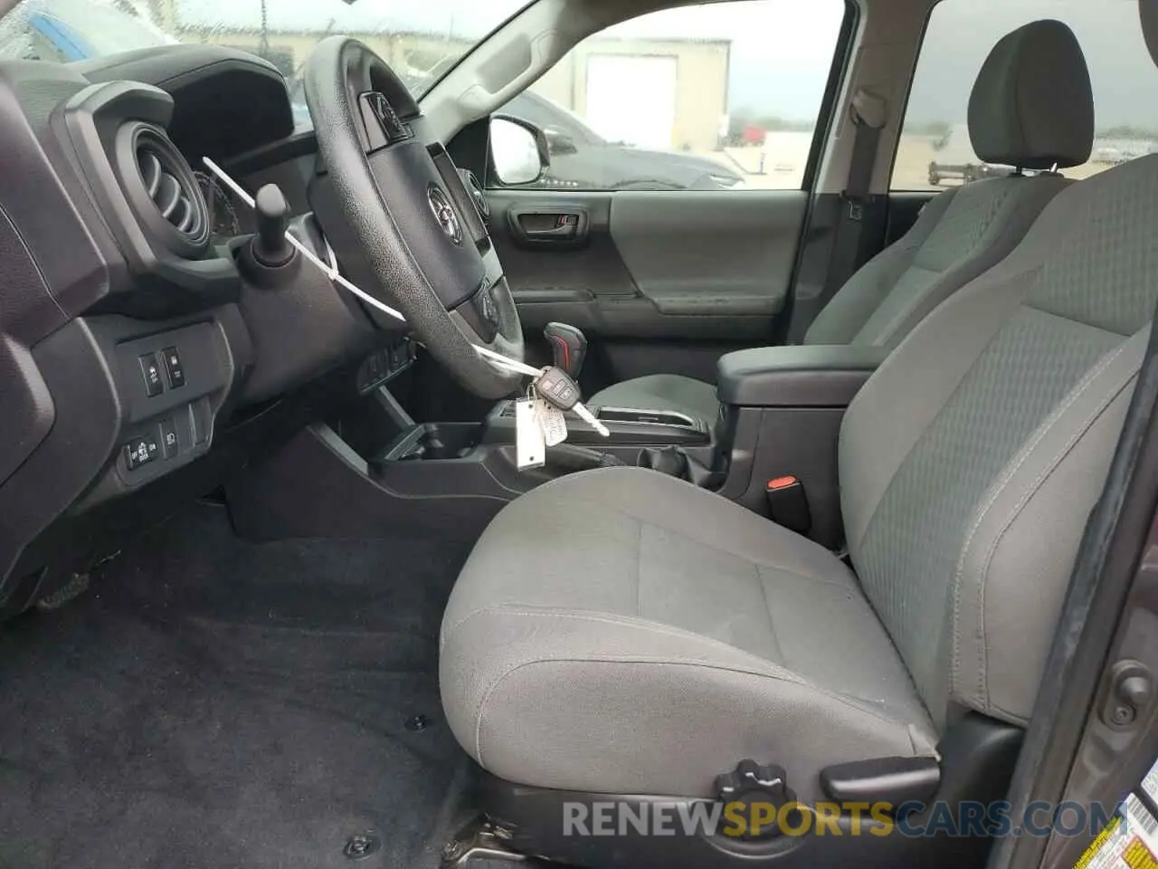 7 fotografías del automóvil dañado 3TMCZ5AN5PM560517 TOYOTA TACOMA 2023