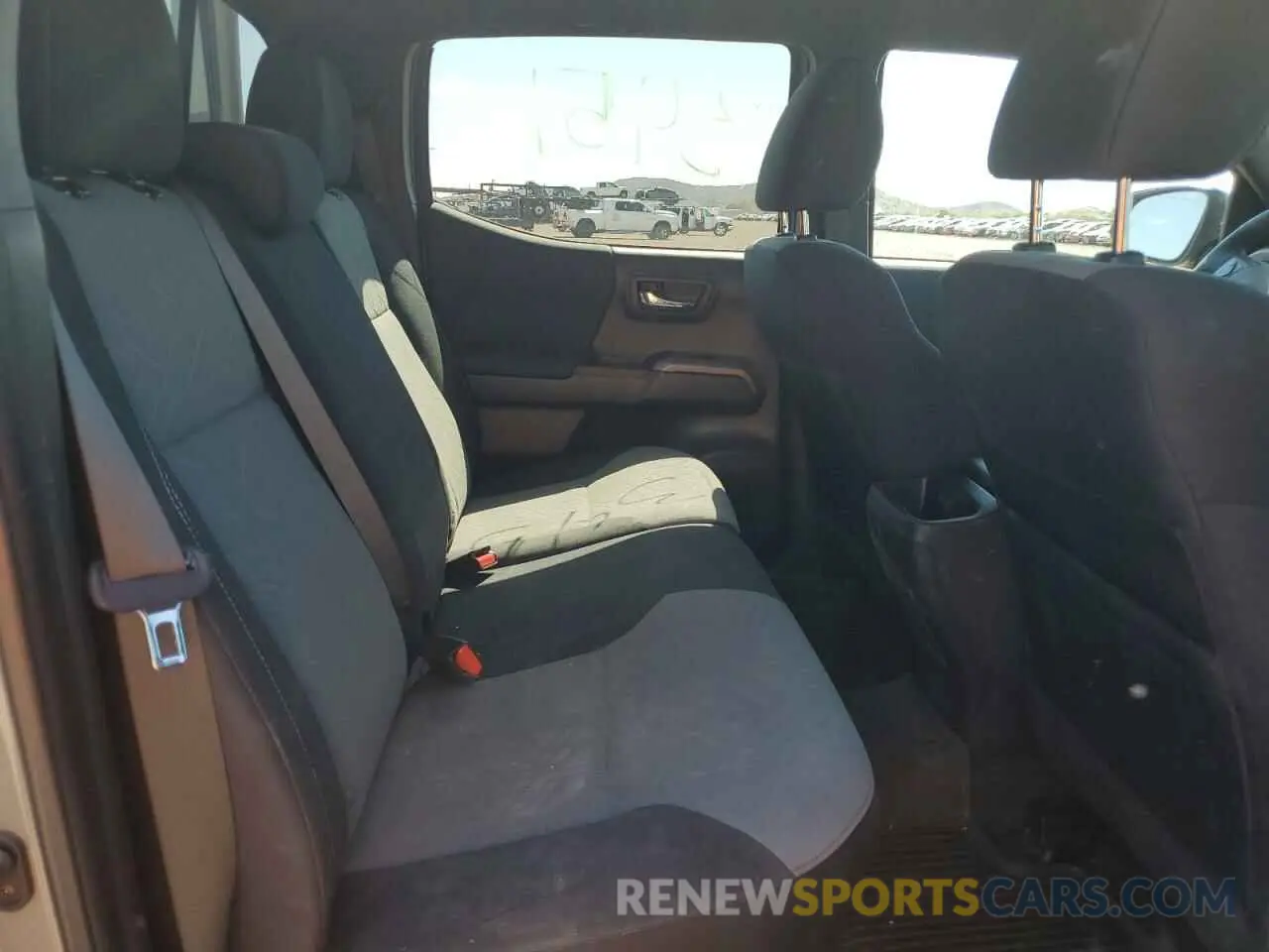 10 fotografías del automóvil dañado 3TMCZ5AN5PM609604 TOYOTA TACOMA 2023