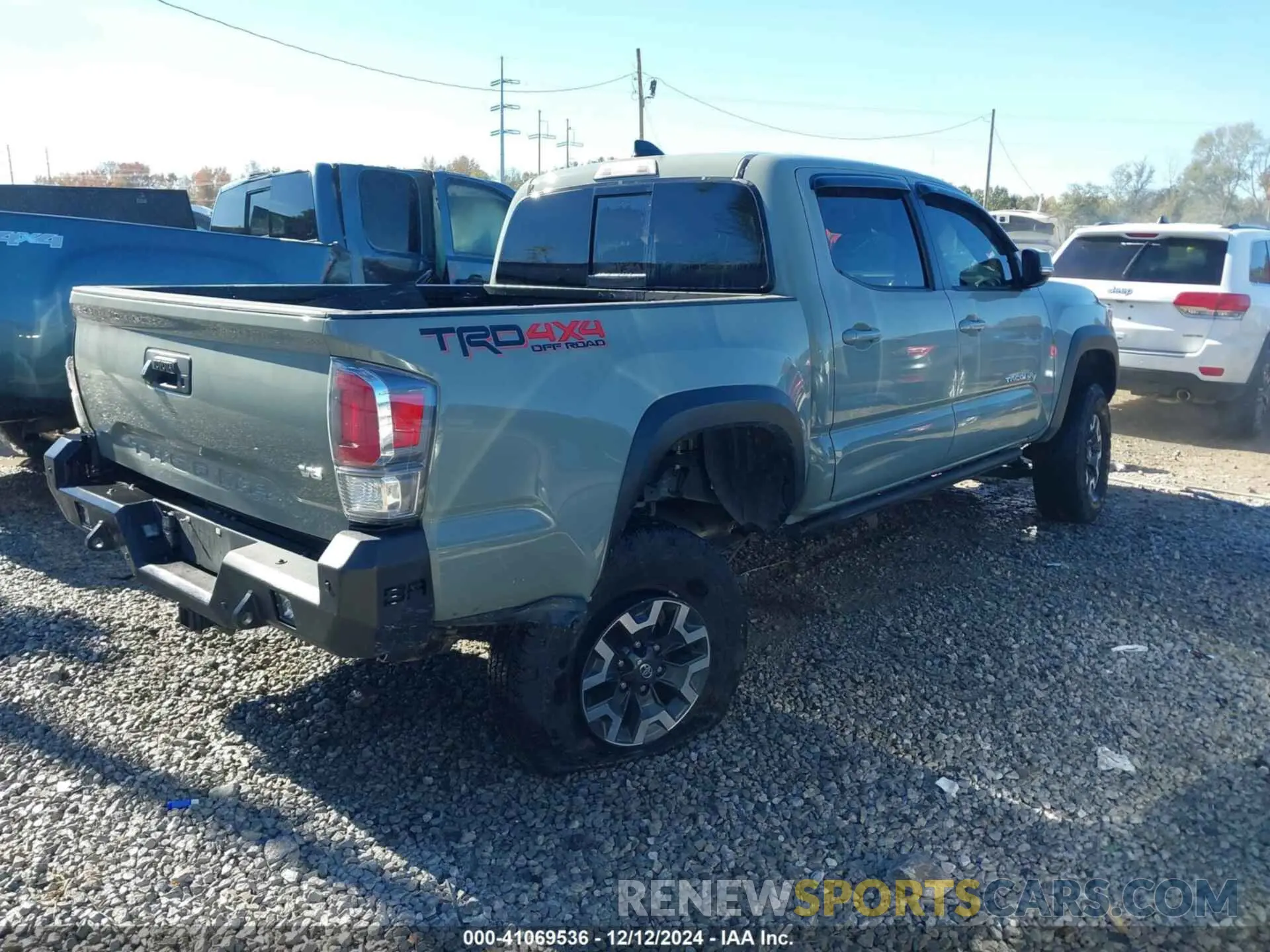 4 fotografías del automóvil dañado 3TMCZ5AN5PM613443 TOYOTA TACOMA 2023