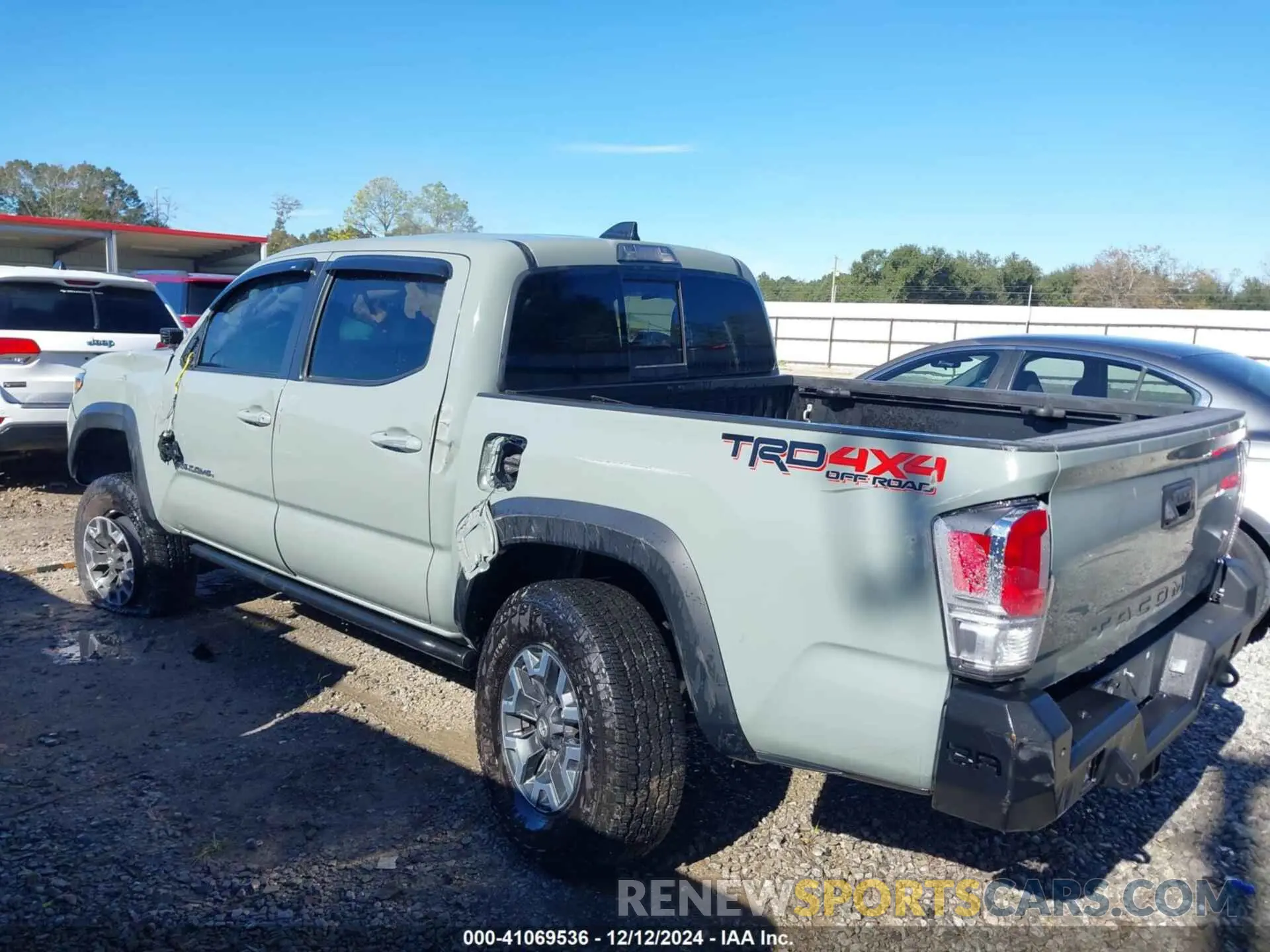 6 fotografías del automóvil dañado 3TMCZ5AN5PM613443 TOYOTA TACOMA 2023