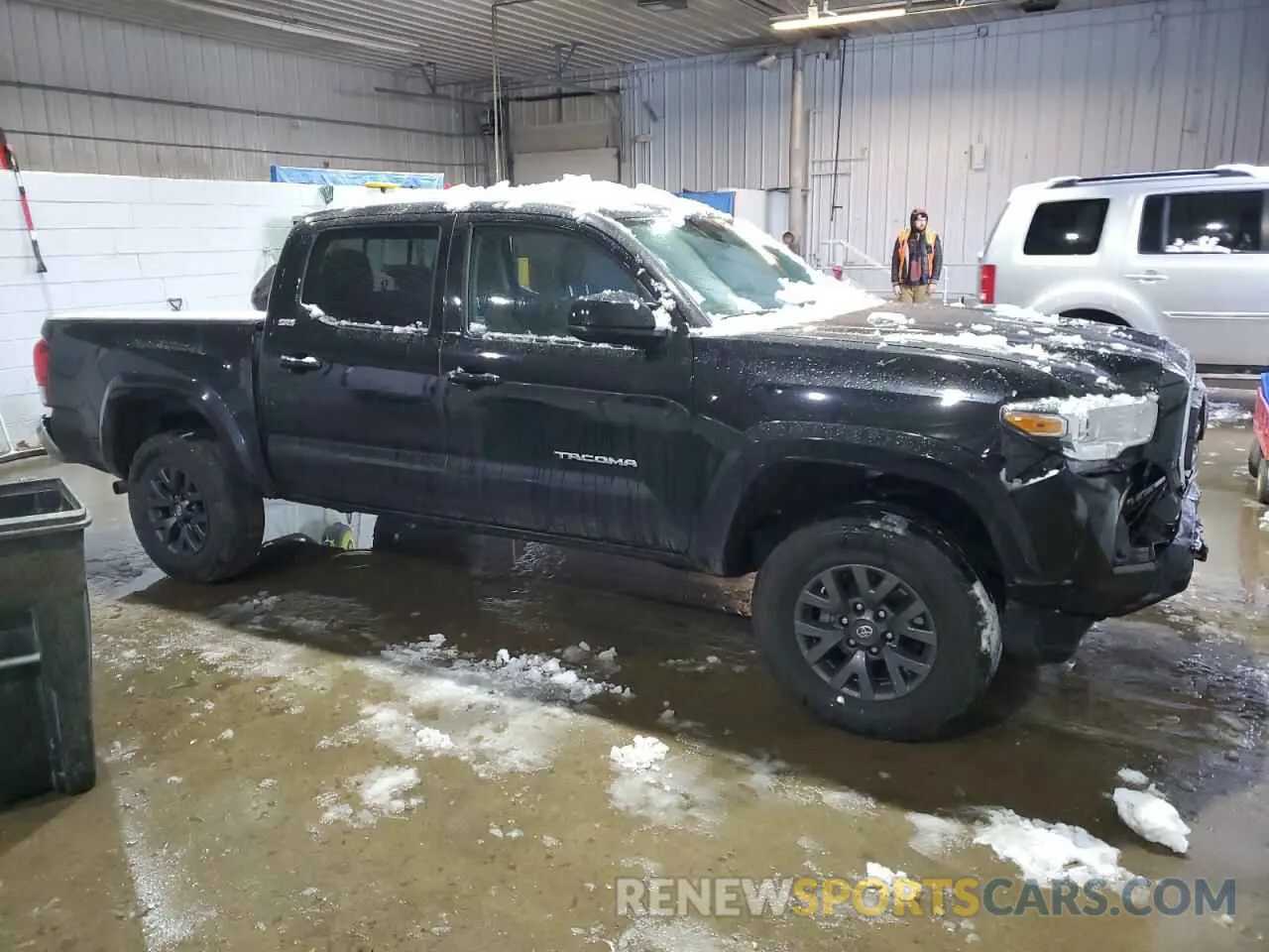 4 fotografías del automóvil dañado 3TMCZ5AN5PM654185 TOYOTA TACOMA 2023