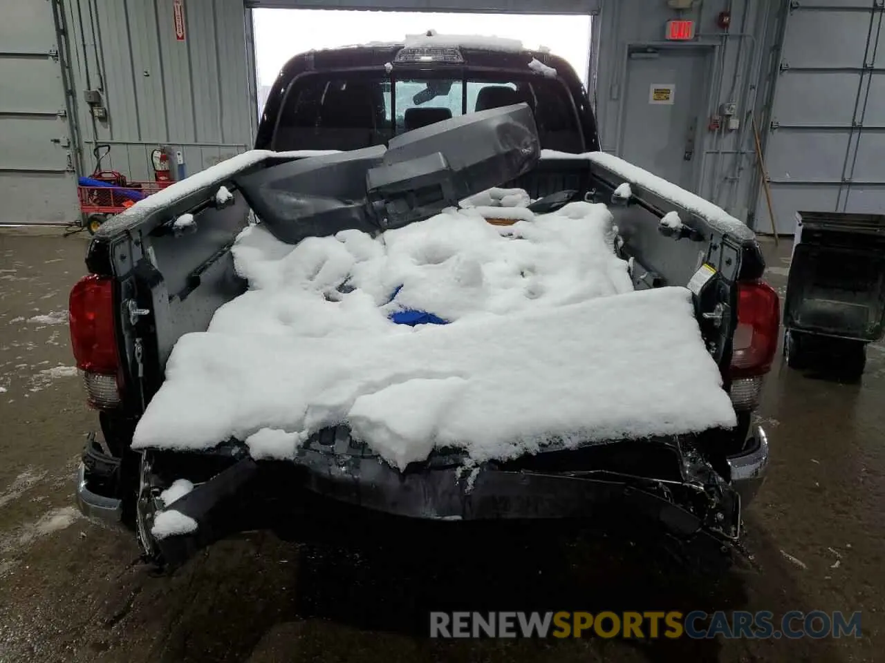 6 fotografías del automóvil dañado 3TMCZ5AN5PM654185 TOYOTA TACOMA 2023