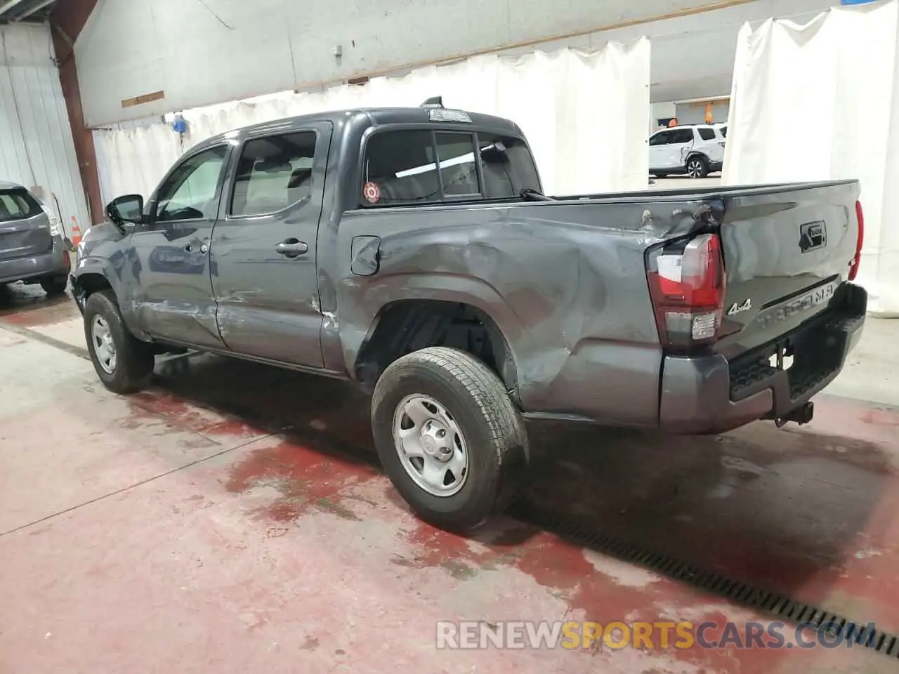 2 fotografías del automóvil dañado 3TMCZ5AN6PM560946 TOYOTA TACOMA 2023