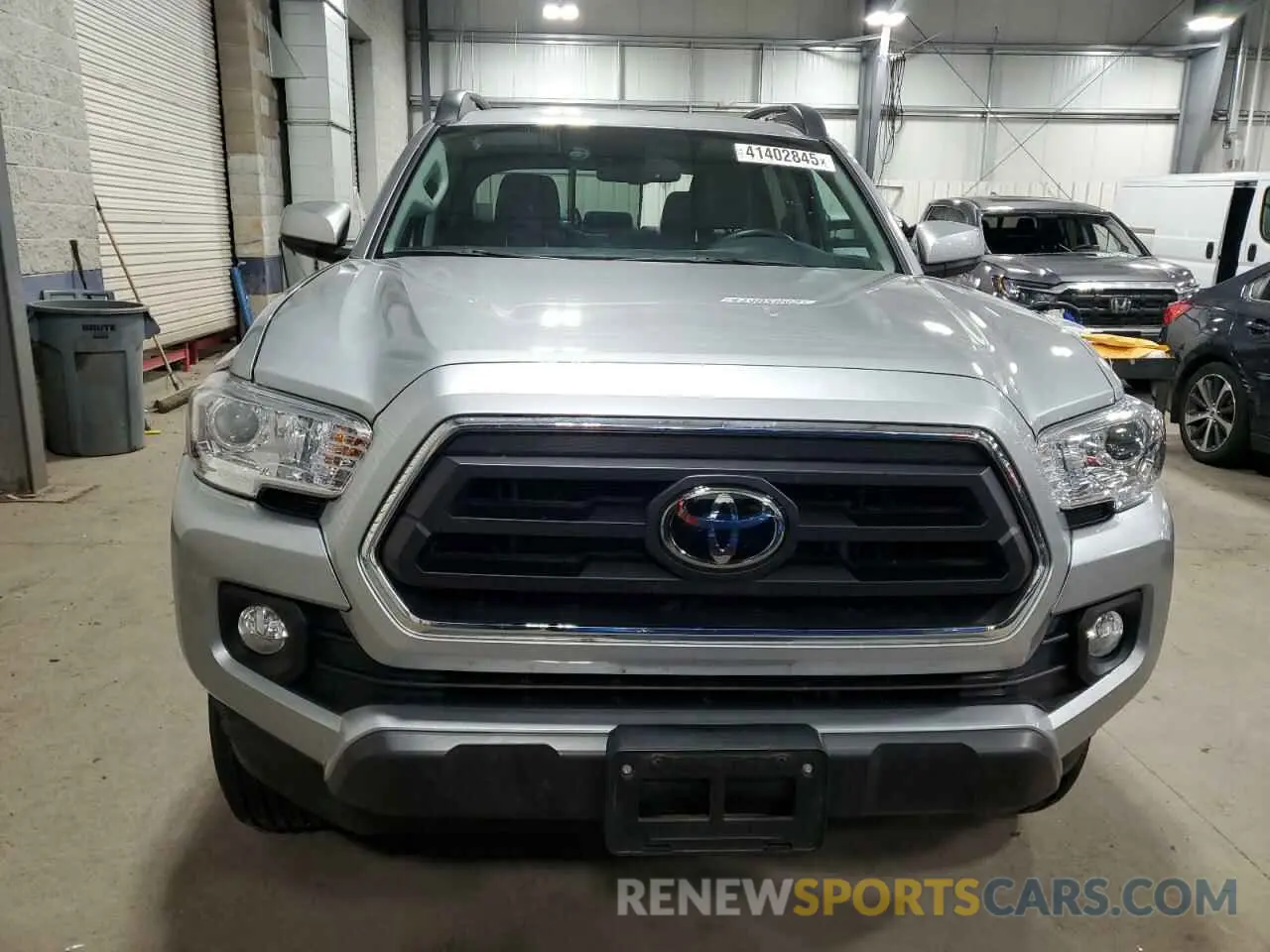 5 fotografías del automóvil dañado 3TMCZ5AN6PM596622 TOYOTA TACOMA 2023