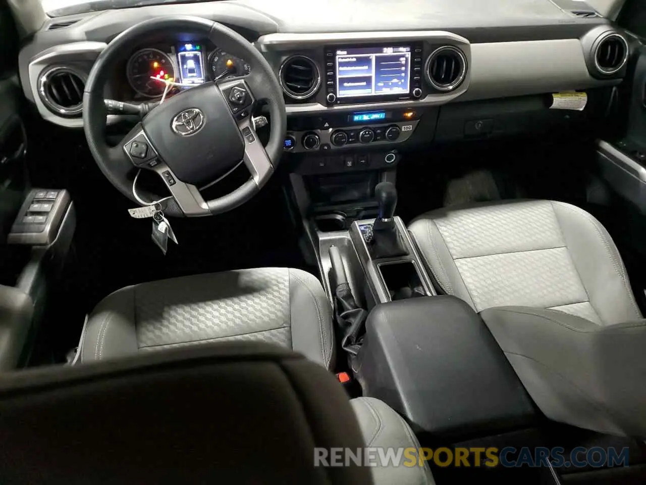 8 fotografías del automóvil dañado 3TMCZ5AN6PM596622 TOYOTA TACOMA 2023