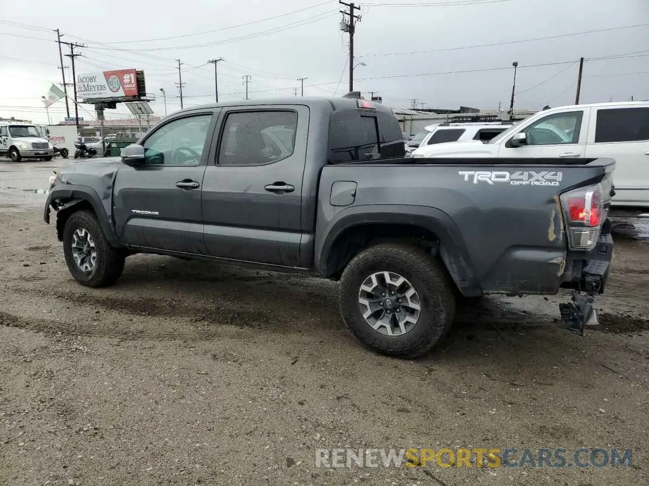 2 fotografías del automóvil dañado 3TMCZ5AN6PM599374 TOYOTA TACOMA 2023