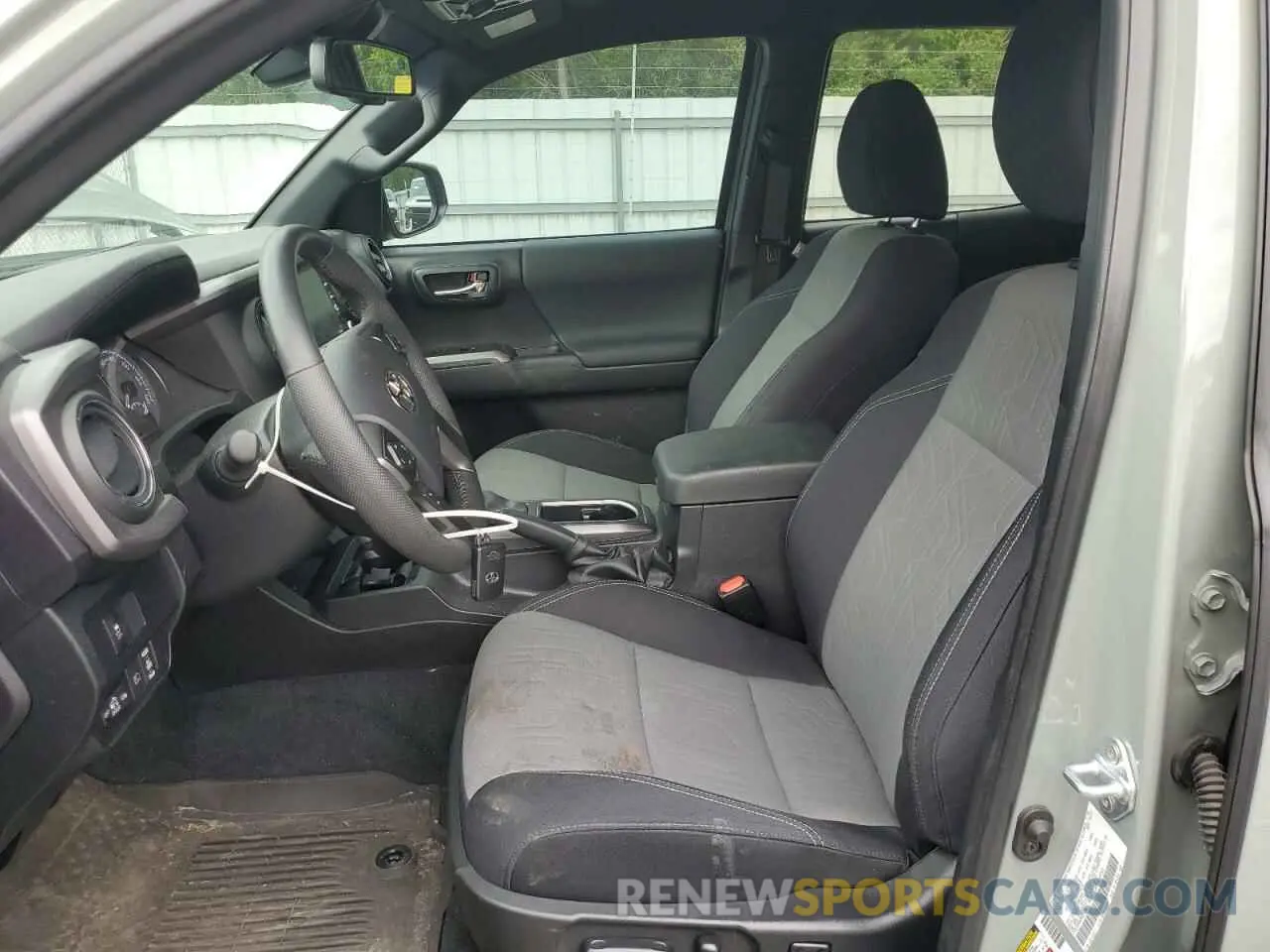 7 fotografías del automóvil dañado 3TMCZ5AN6PM605206 TOYOTA TACOMA 2023