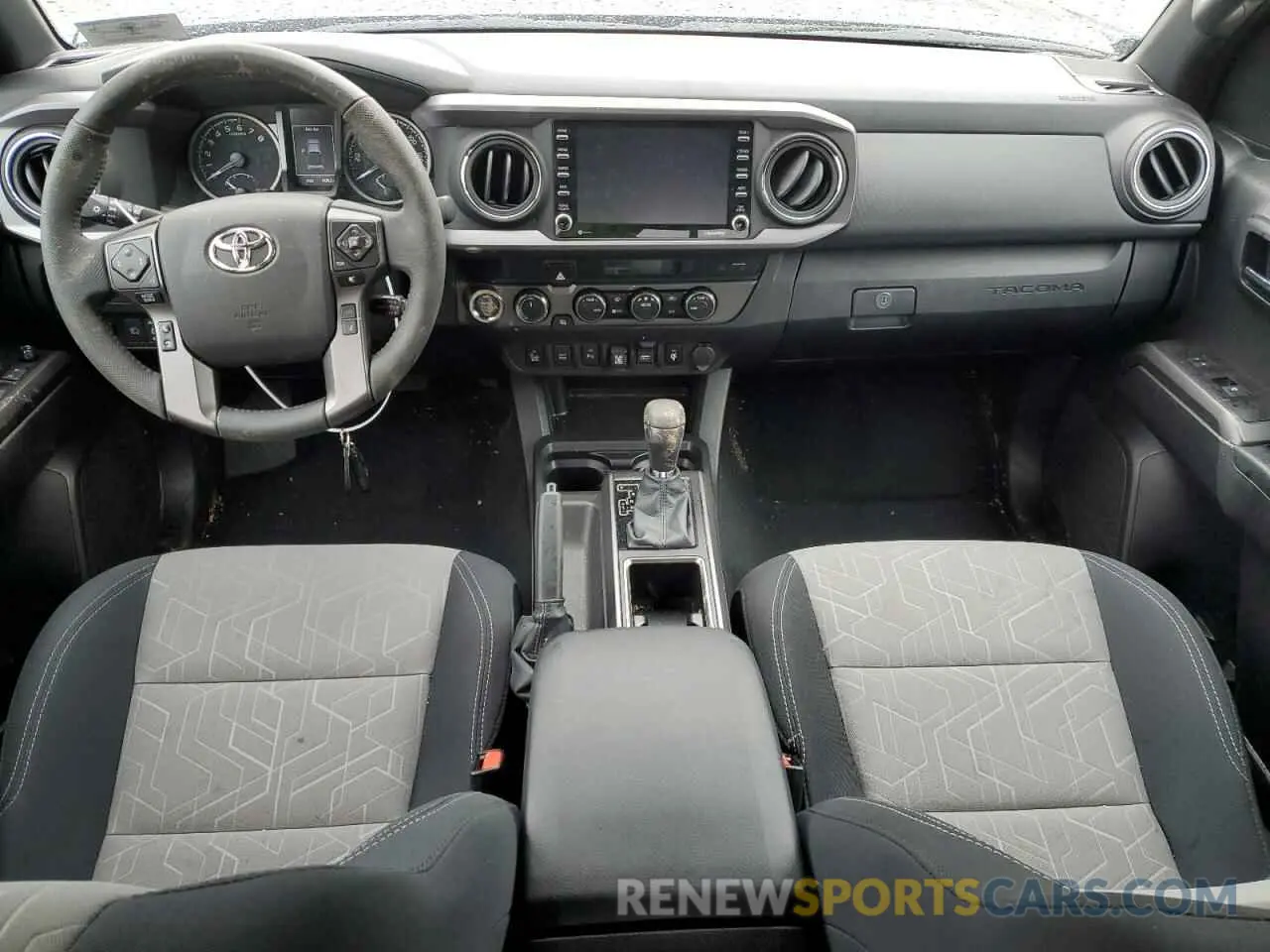 8 fotografías del automóvil dañado 3TMCZ5AN7PM552919 TOYOTA TACOMA 2023