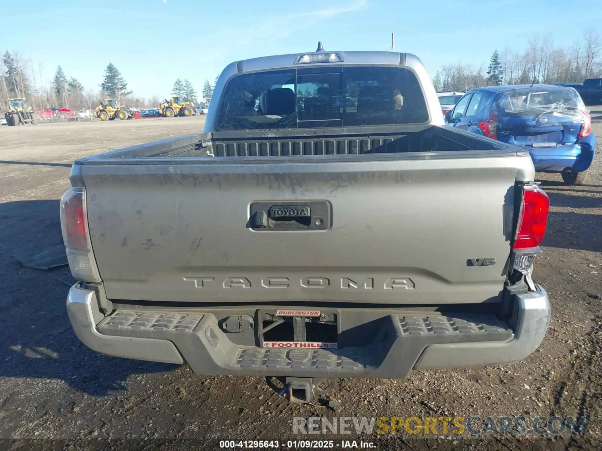 17 fotografías del automóvil dañado 3TMCZ5AN7PM559224 TOYOTA TACOMA 2023
