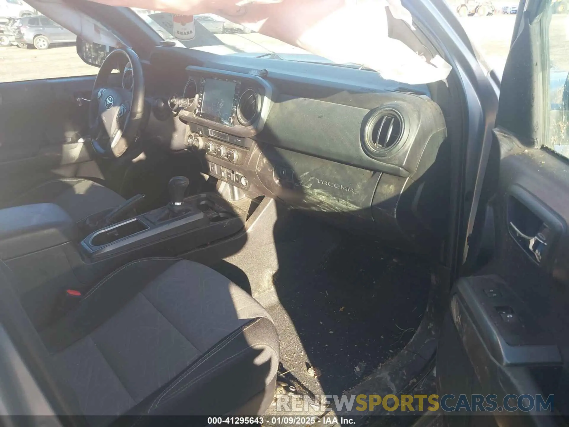 5 fotografías del automóvil dañado 3TMCZ5AN7PM559224 TOYOTA TACOMA 2023