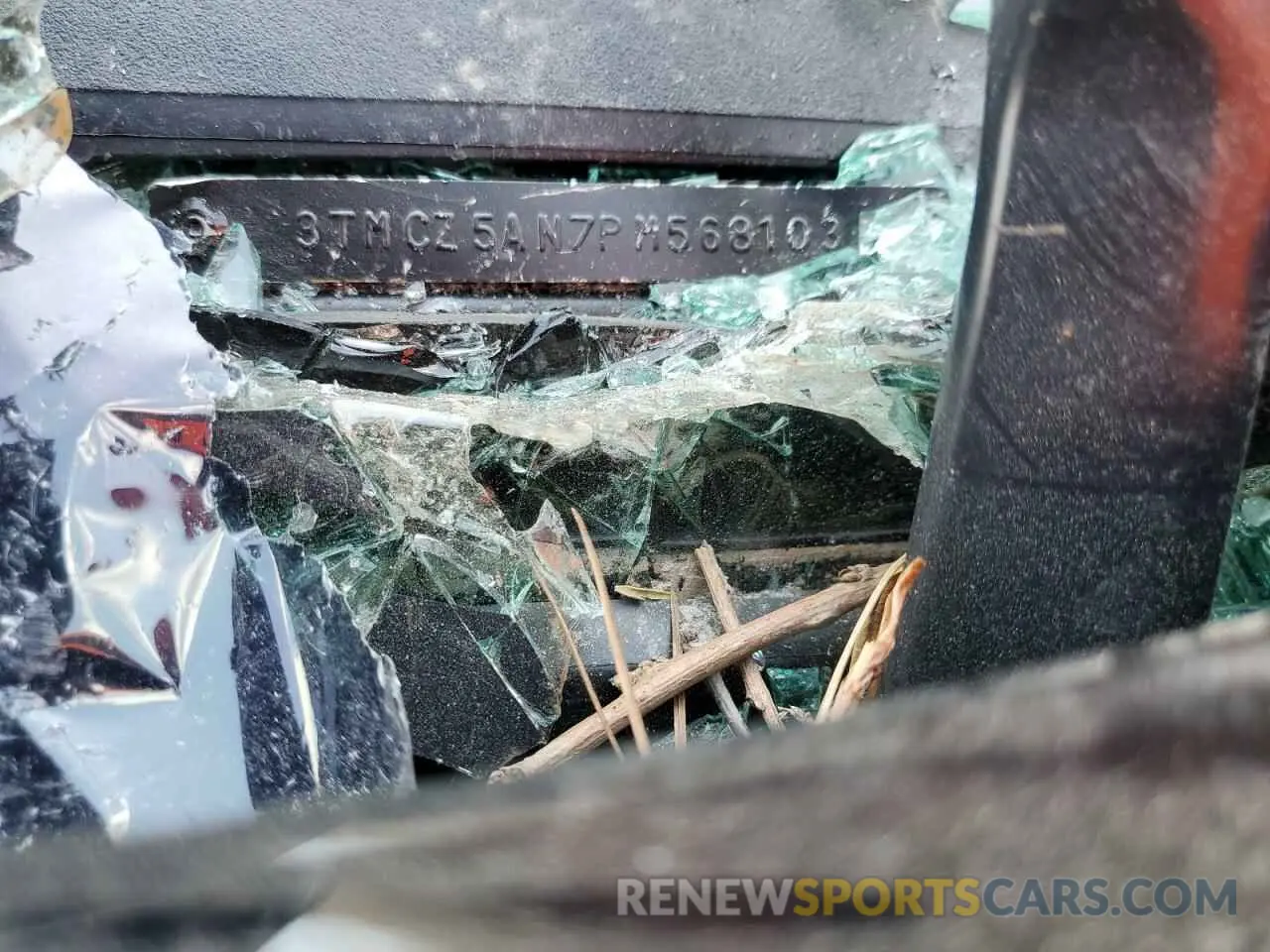13 fotografías del automóvil dañado 3TMCZ5AN7PM568103 TOYOTA TACOMA 2023