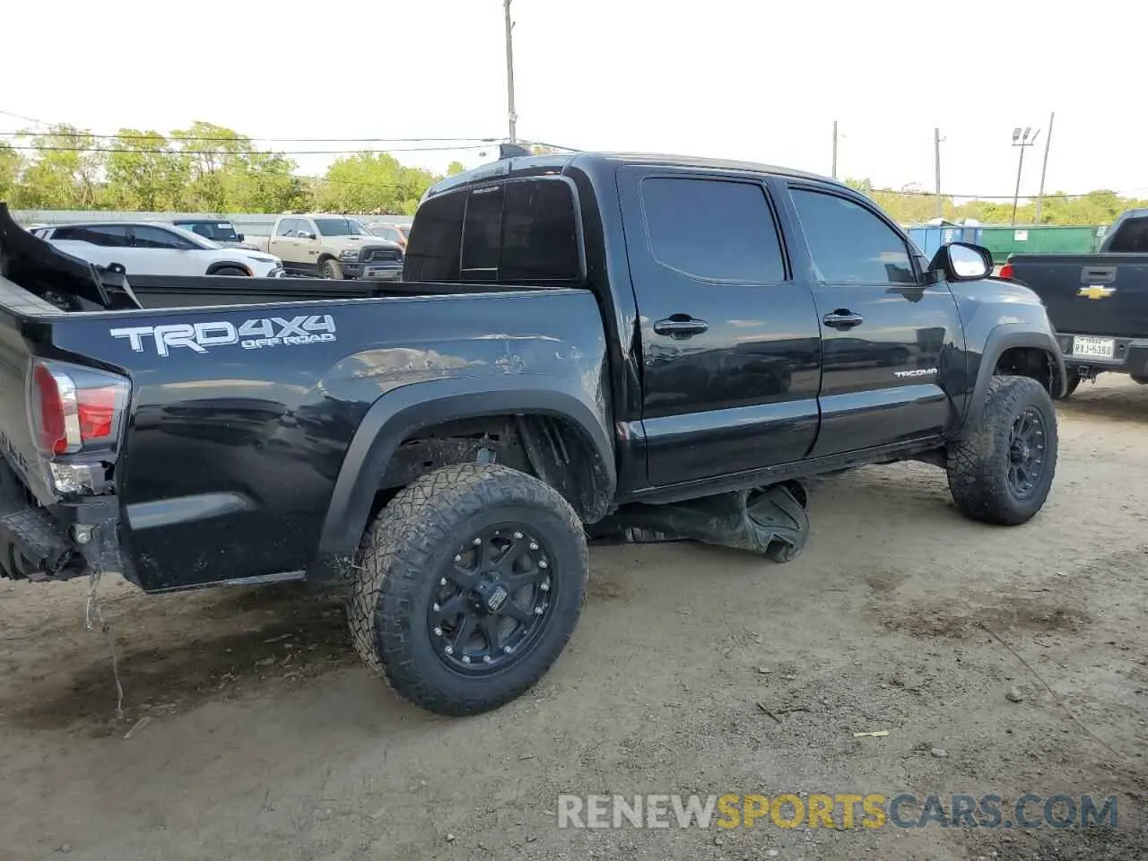 3 fotografías del automóvil dañado 3TMCZ5AN7PM568103 TOYOTA TACOMA 2023