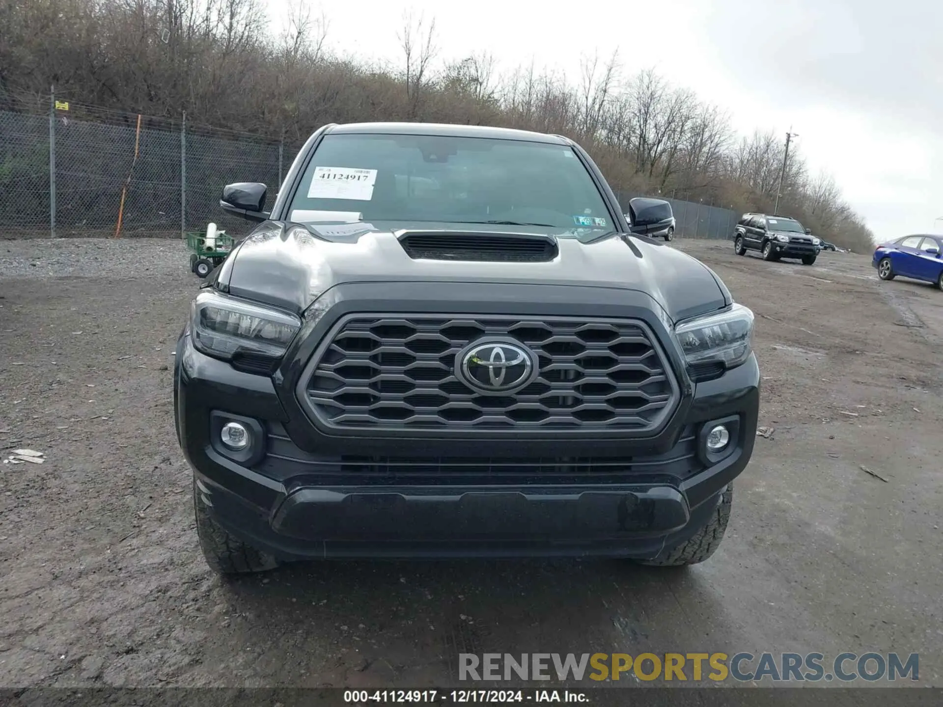 12 fotografías del automóvil dañado 3TMCZ5AN7PM569882 TOYOTA TACOMA 2023