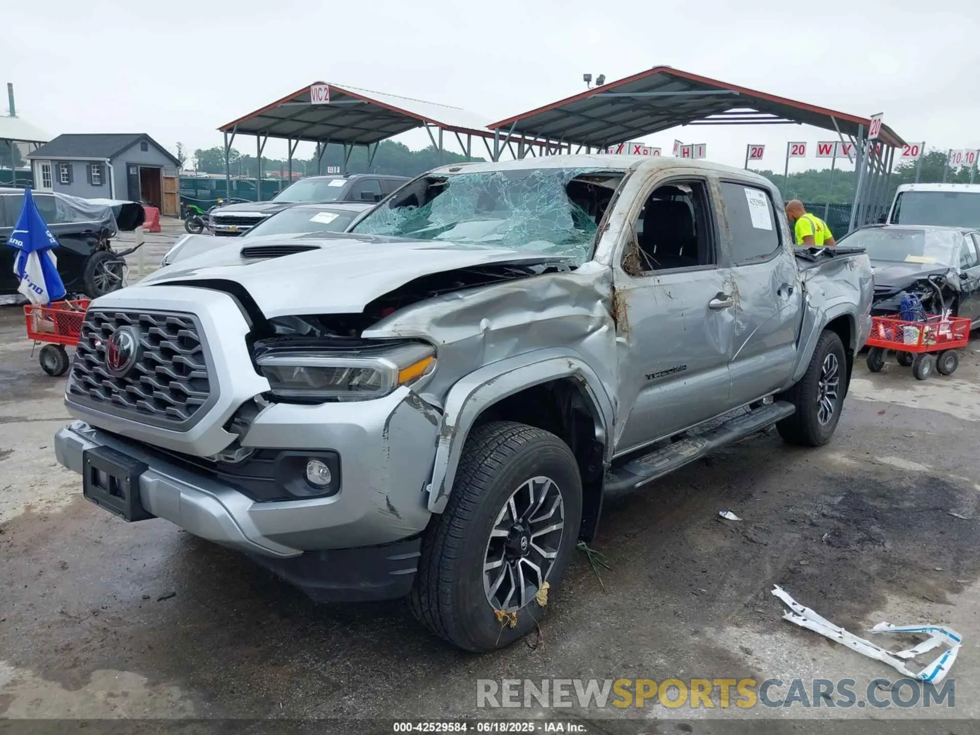 2 fotografías del automóvil dañado 3TMCZ5AN7PM571938 TOYOTA TACOMA 2023