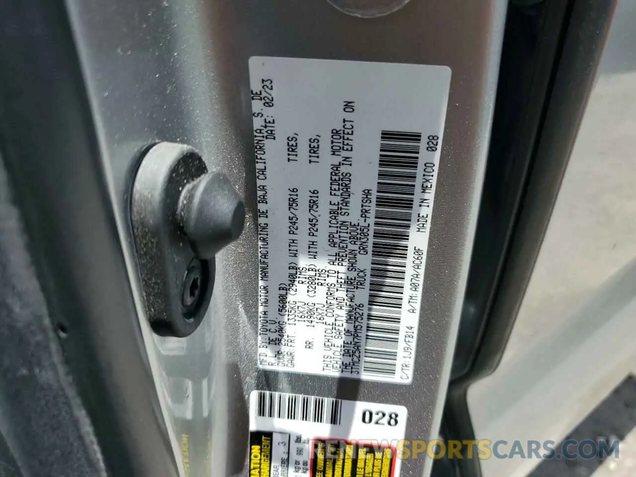 12 fotografías del automóvil dañado 3TMCZ5AN7PM575276 TOYOTA TACOMA 2023