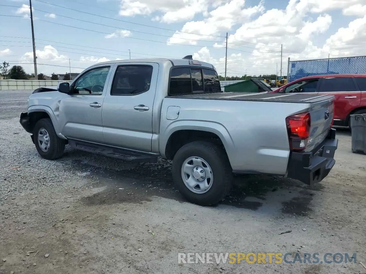 2 fotografías del automóvil dañado 3TMCZ5AN7PM575276 TOYOTA TACOMA 2023