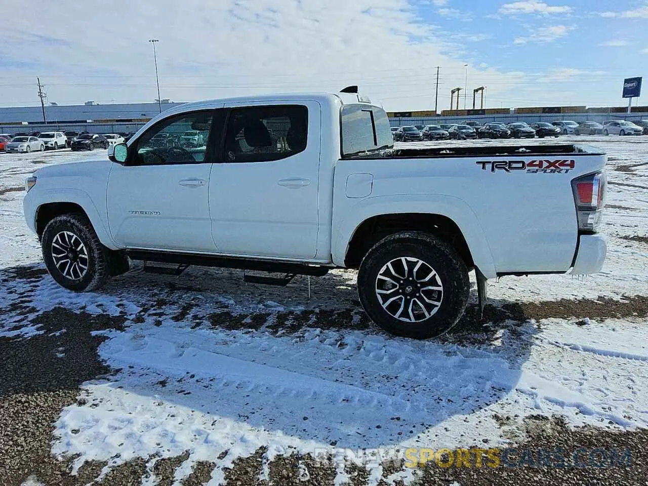 2 fotografías del automóvil dañado 3TMCZ5AN7PM585502 TOYOTA TACOMA 2023