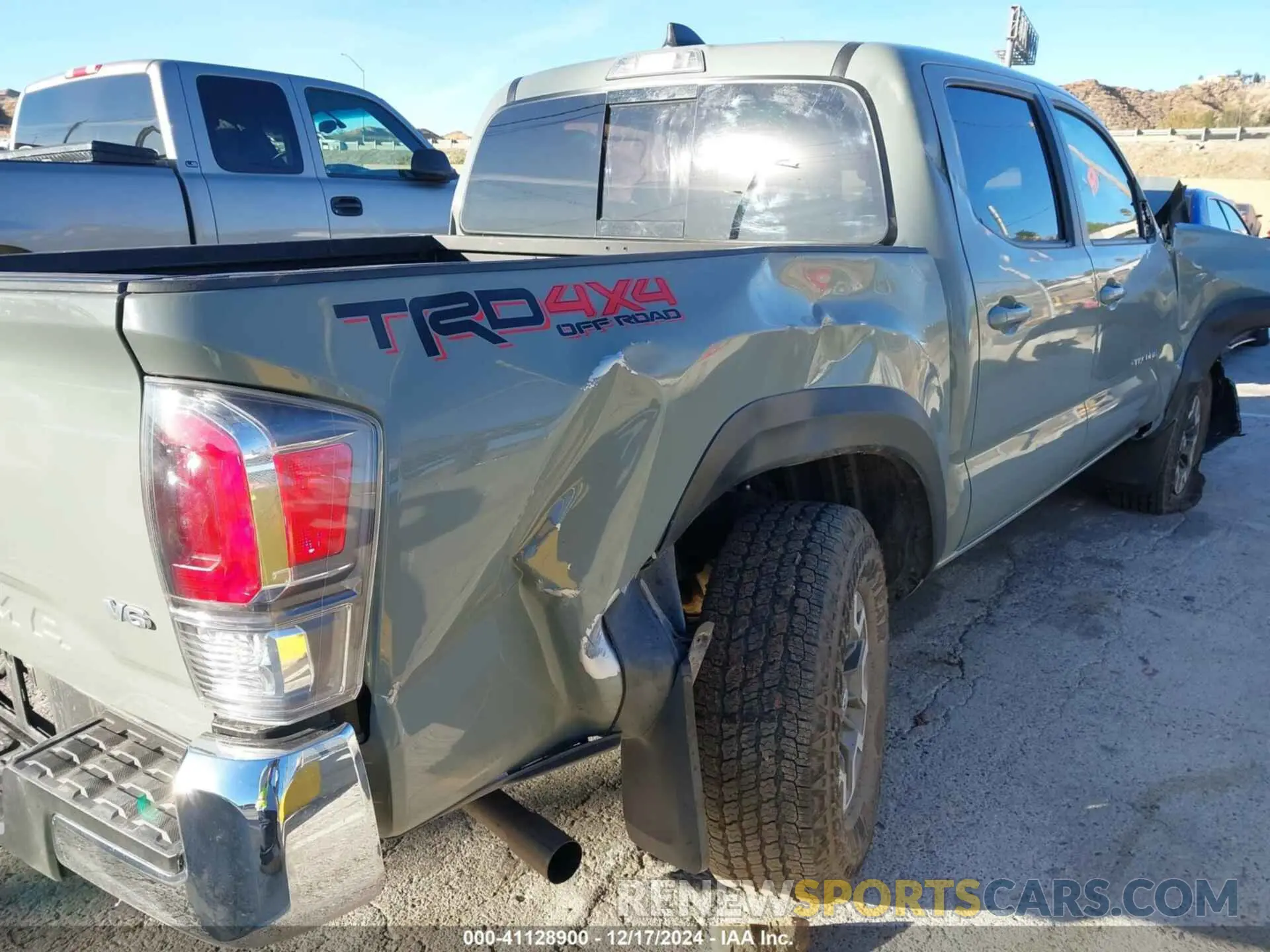 13 fotografías del automóvil dañado 3TMCZ5AN7PM606302 TOYOTA TACOMA 2023
