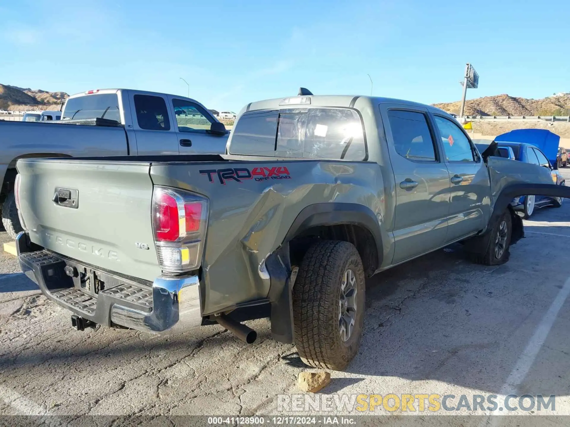 4 fotografías del automóvil dañado 3TMCZ5AN7PM606302 TOYOTA TACOMA 2023