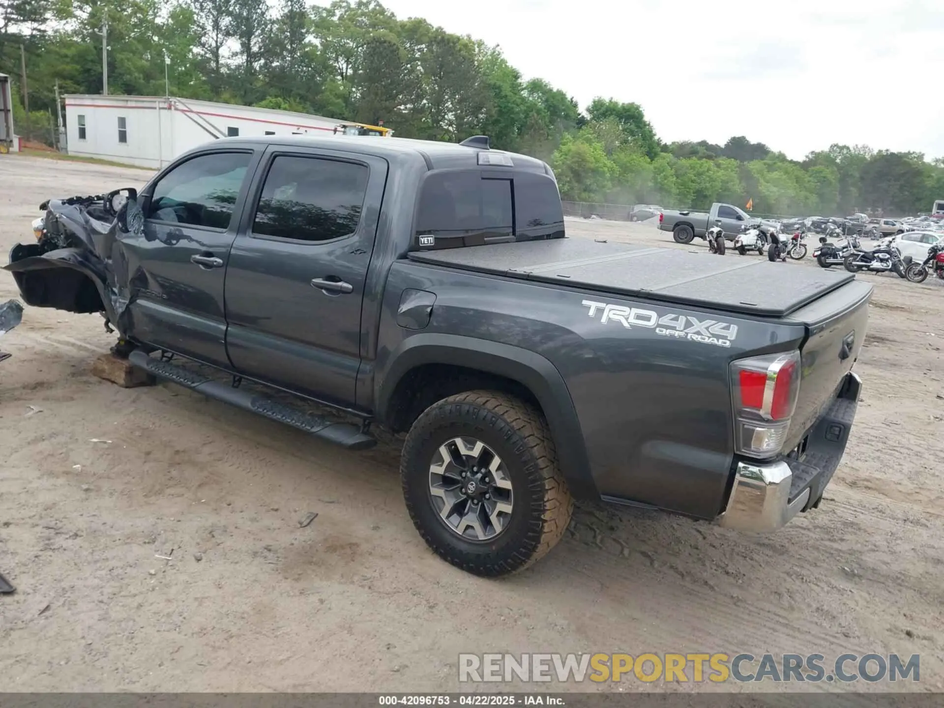 3 fotografías del automóvil dañado 3TMCZ5AN7PM614741 TOYOTA TACOMA 2023