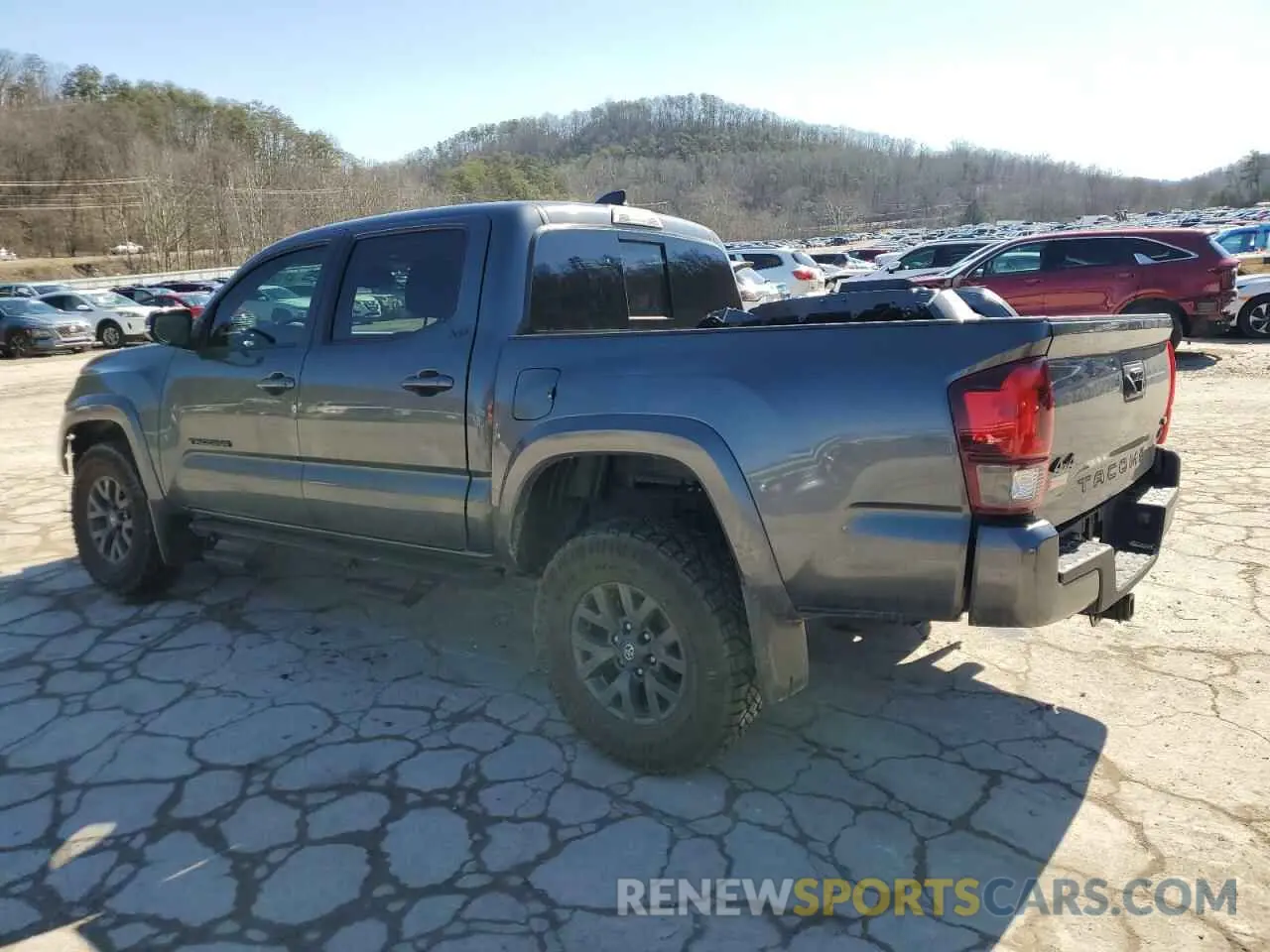 2 fotografías del automóvil dañado 3TMCZ5AN7PM628719 TOYOTA TACOMA 2023