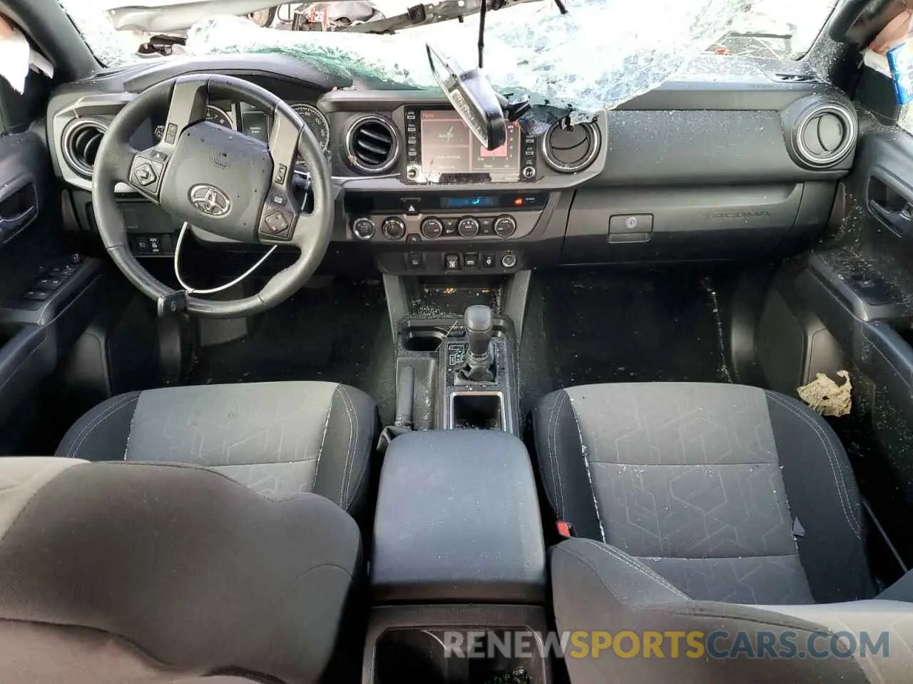 8 fotografías del automóvil dañado 3TMCZ5AN8PM548667 TOYOTA TACOMA 2023