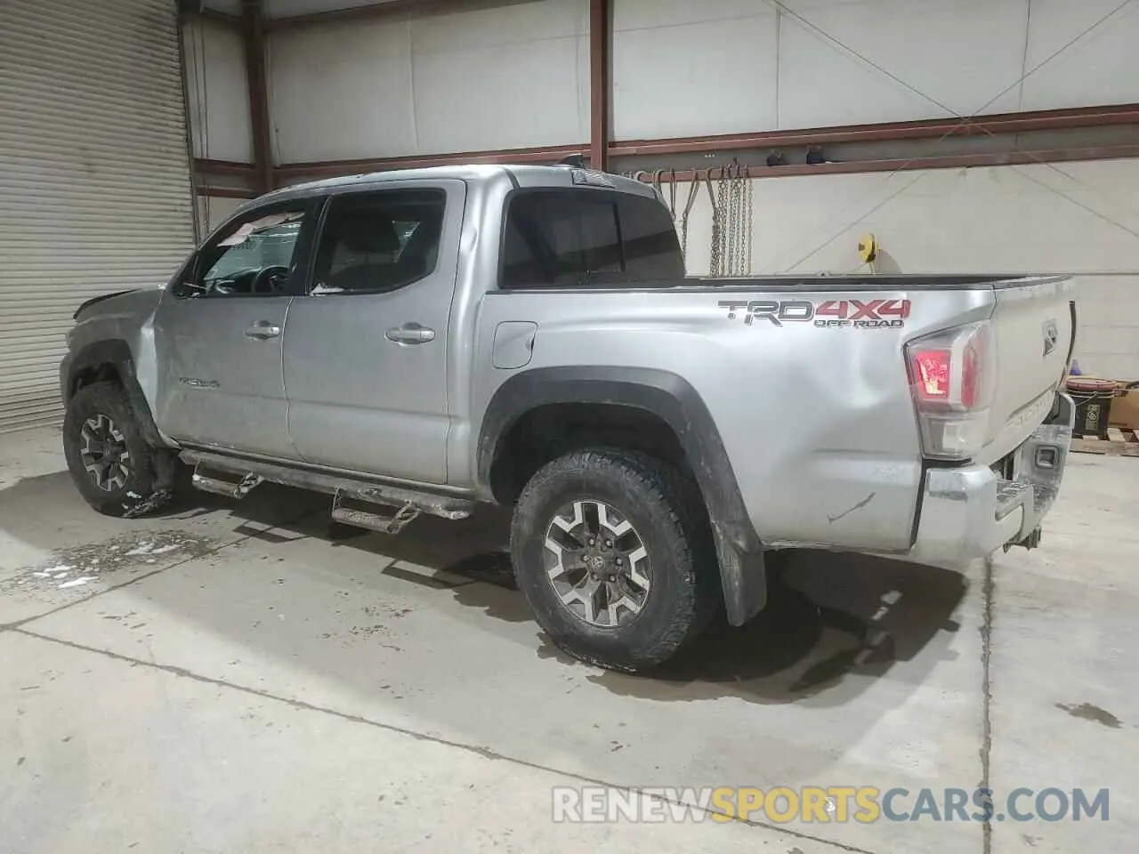 2 fotografías del automóvil dañado 3TMCZ5AN8PM556669 TOYOTA TACOMA 2023