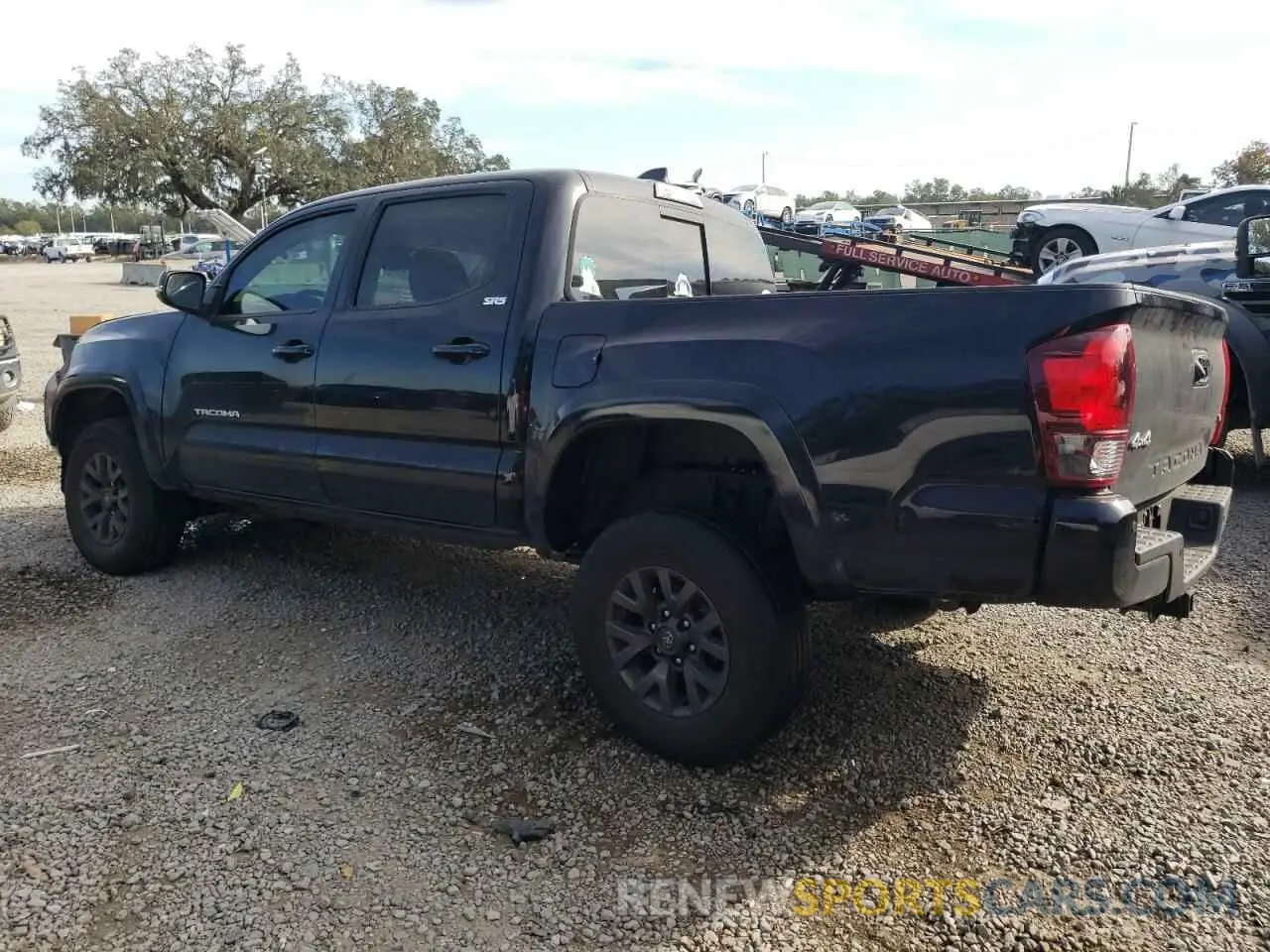 2 fotografías del automóvil dañado 3TMCZ5AN8PM567252 TOYOTA TACOMA 2023