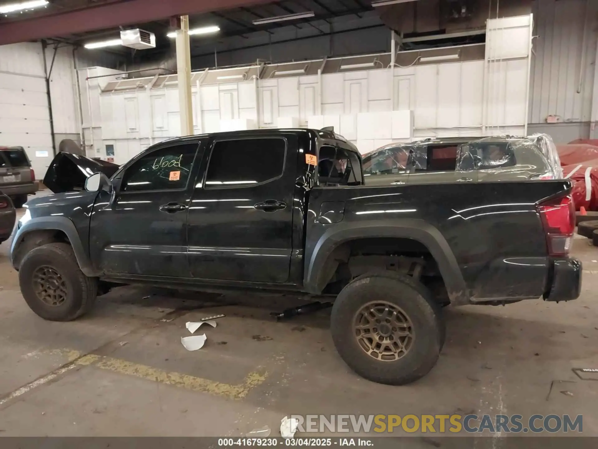 14 fotografías del automóvil dañado 3TMCZ5AN8PM578705 TOYOTA TACOMA 2023