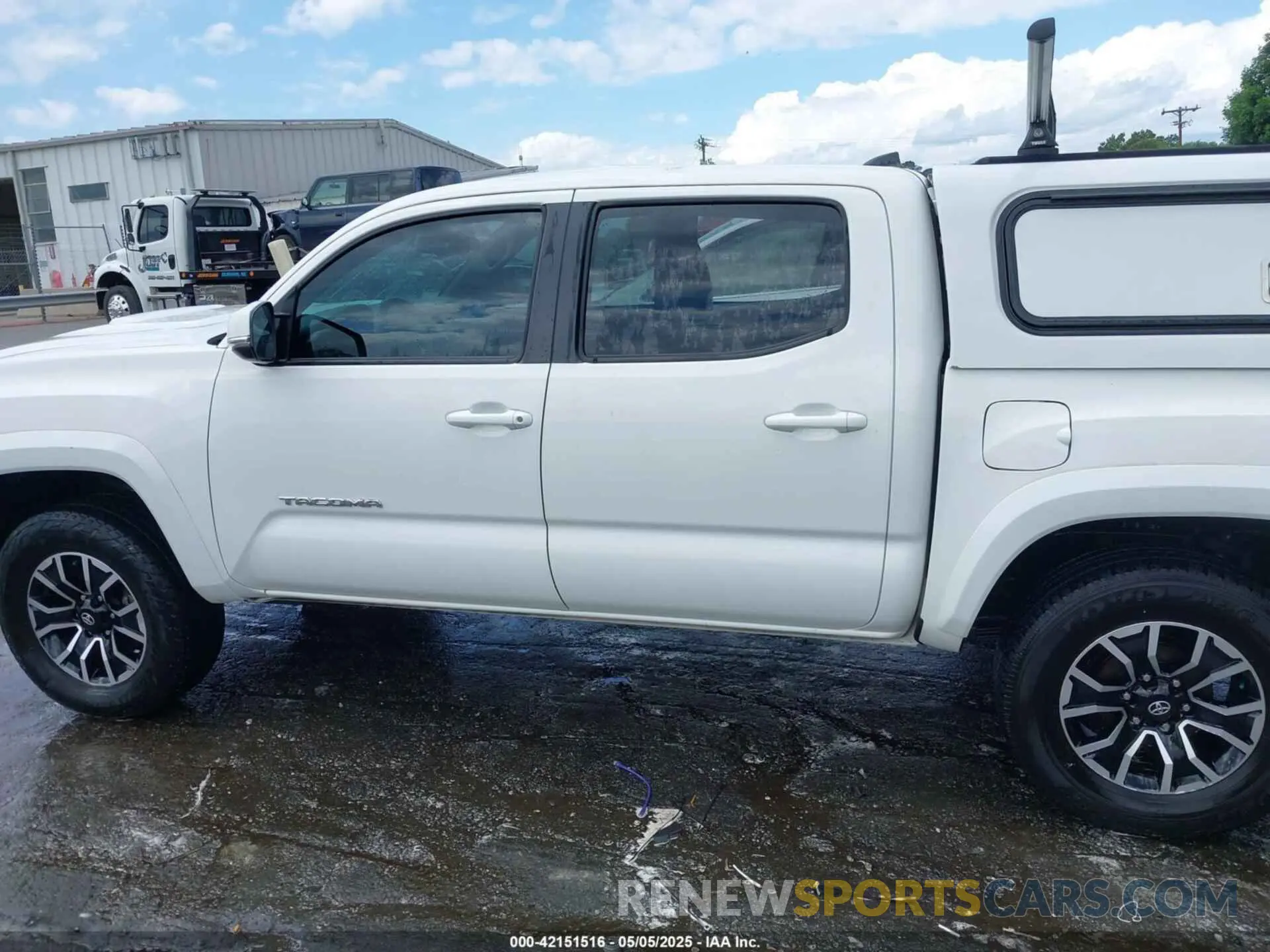 14 fotografías del automóvil dañado 3TMCZ5AN8PM629765 TOYOTA TACOMA 2023