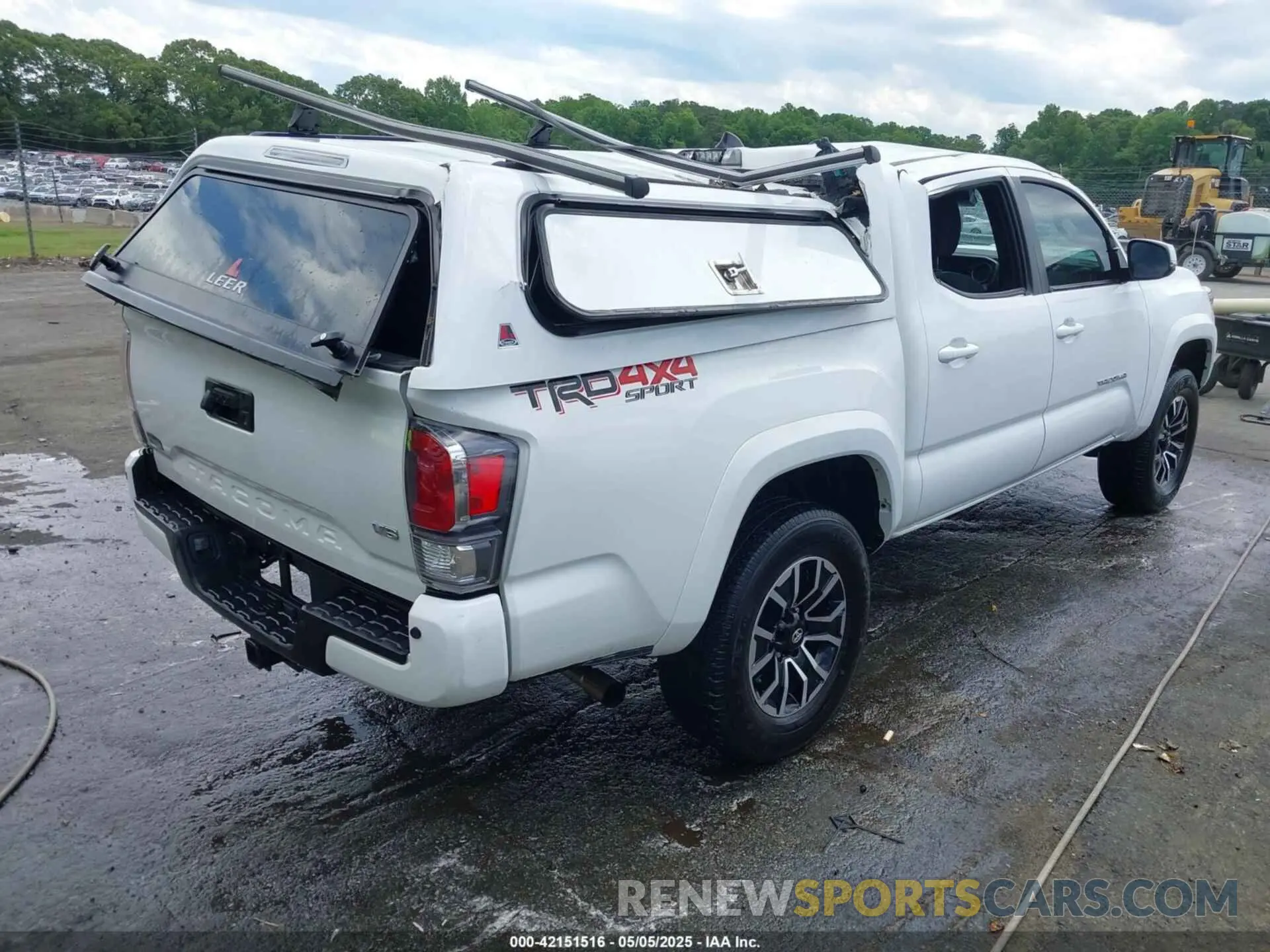 4 fotografías del automóvil dañado 3TMCZ5AN8PM629765 TOYOTA TACOMA 2023