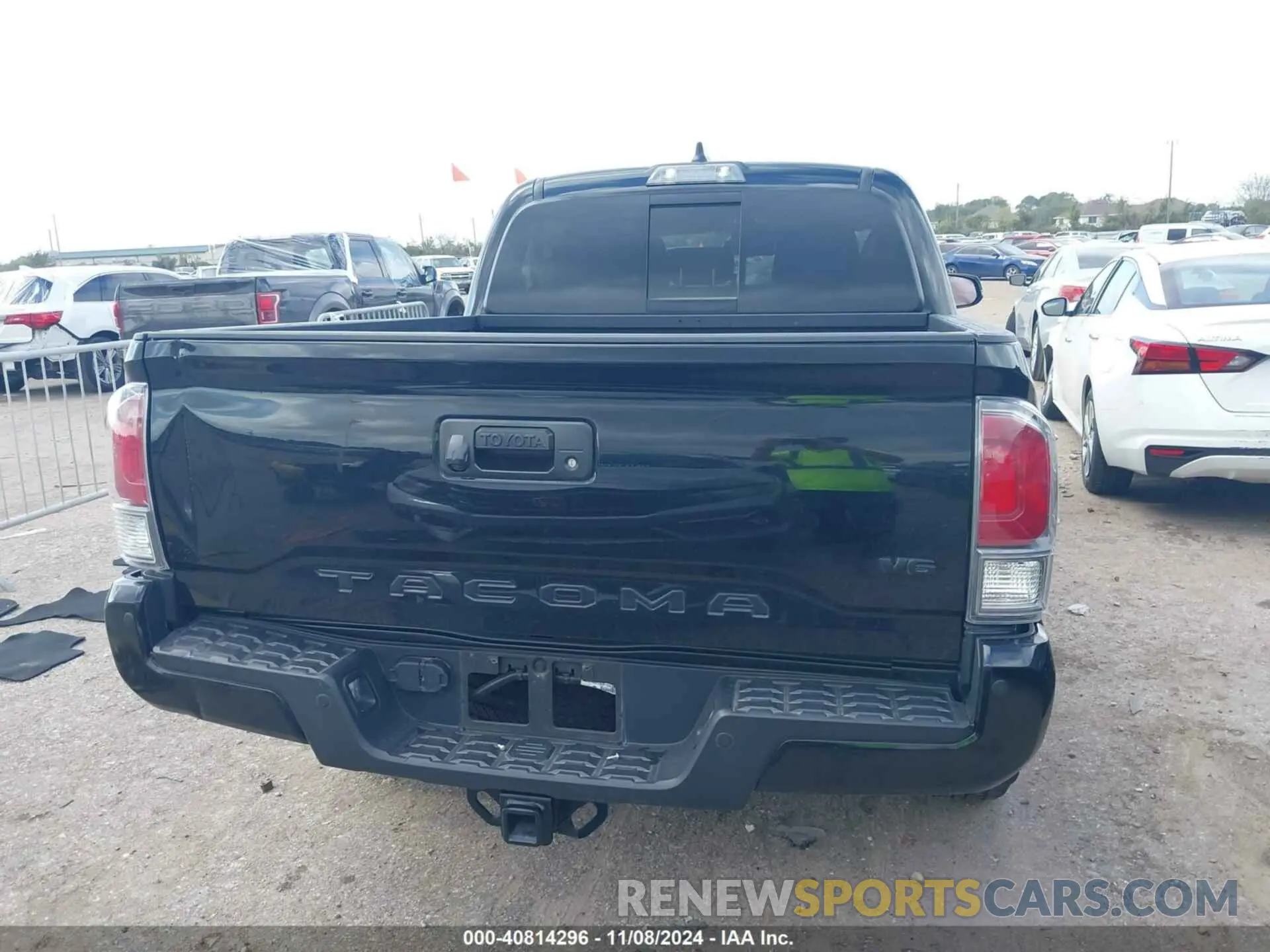 16 fotografías del automóvil dañado 3TMCZ5AN8PM644718 TOYOTA TACOMA 2023