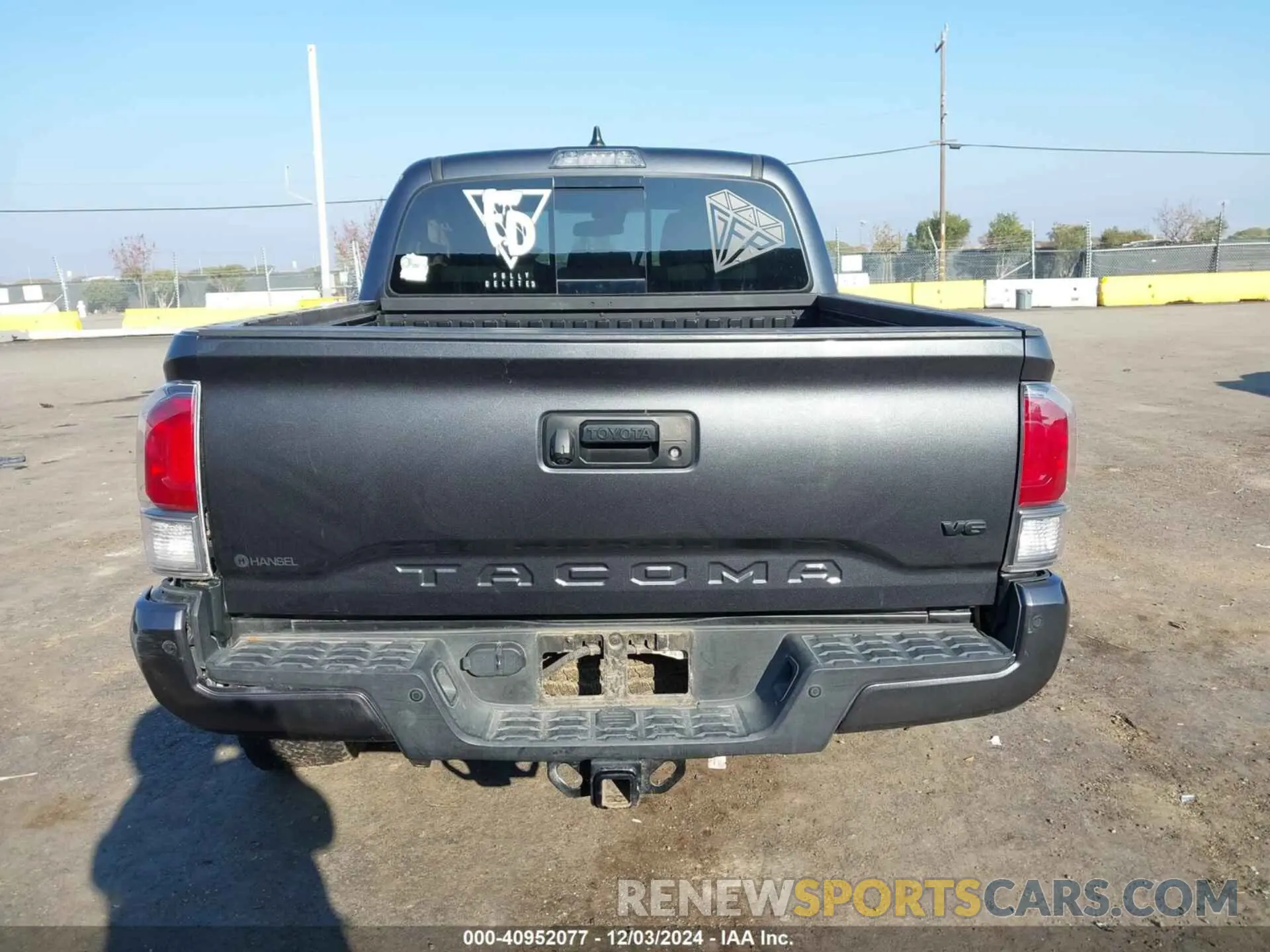 17 fotografías del automóvil dañado 3TMCZ5AN9PM599062 TOYOTA TACOMA 2023