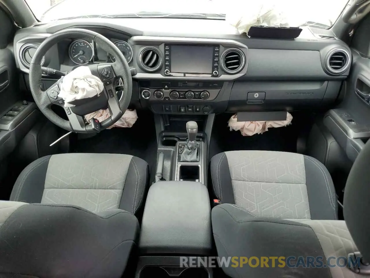 8 fotografías del automóvil dañado 3TMCZ5AN9PM601540 TOYOTA TACOMA 2023