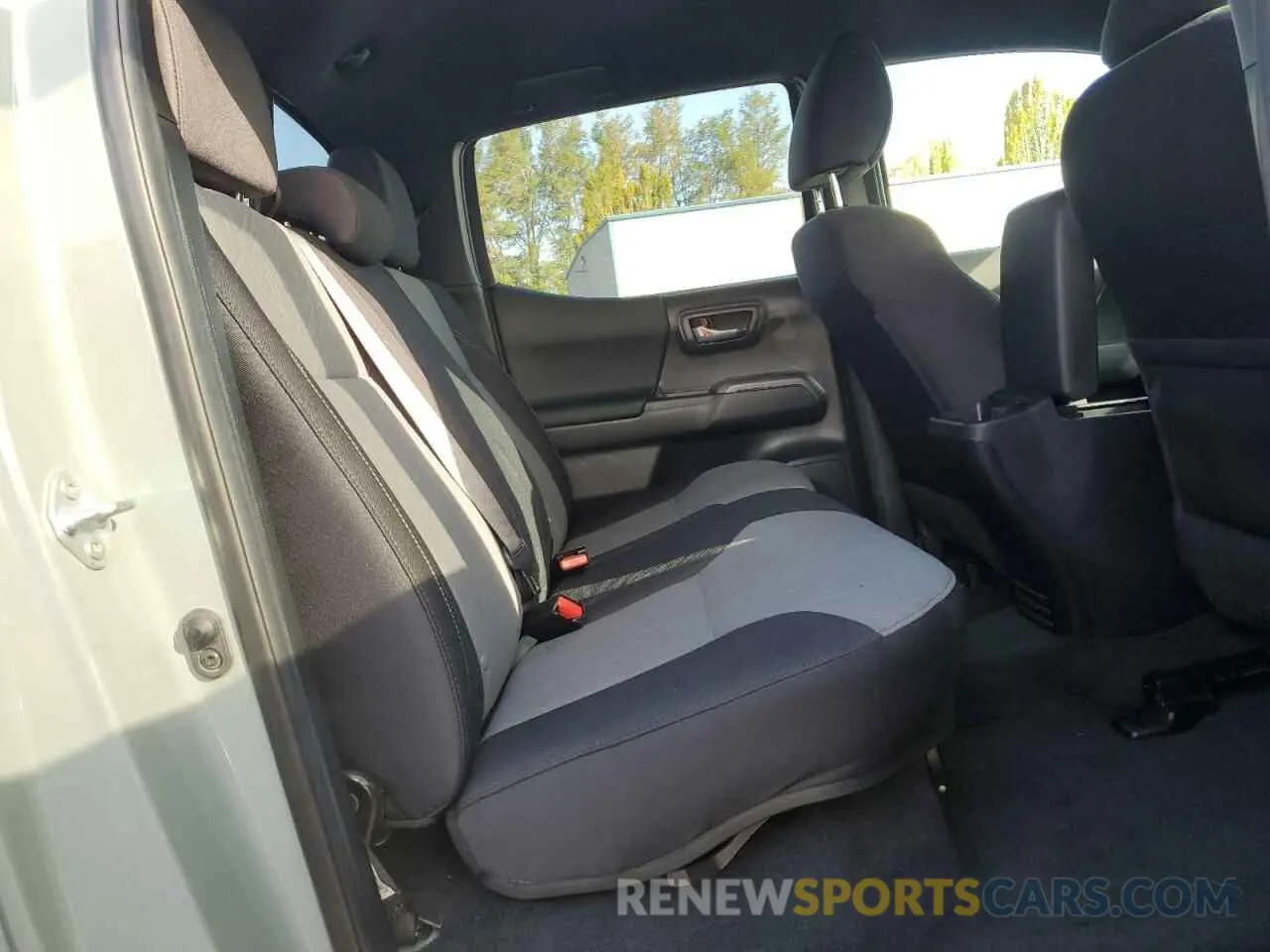 10 fotografías del automóvil dañado 3TMCZ5ANXPM540442 TOYOTA TACOMA 2023