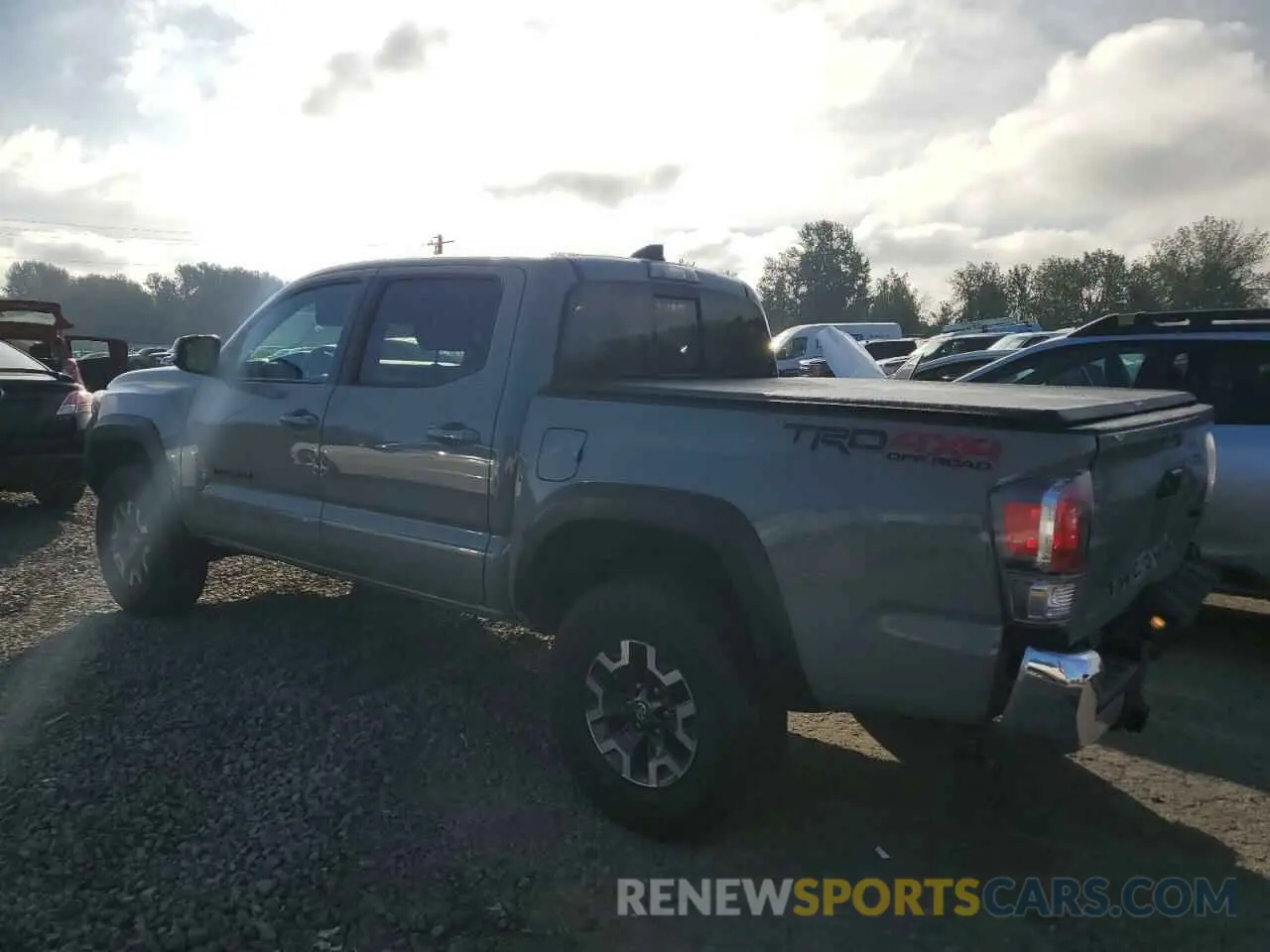 2 fotografías del automóvil dañado 3TMCZ5ANXPM540442 TOYOTA TACOMA 2023