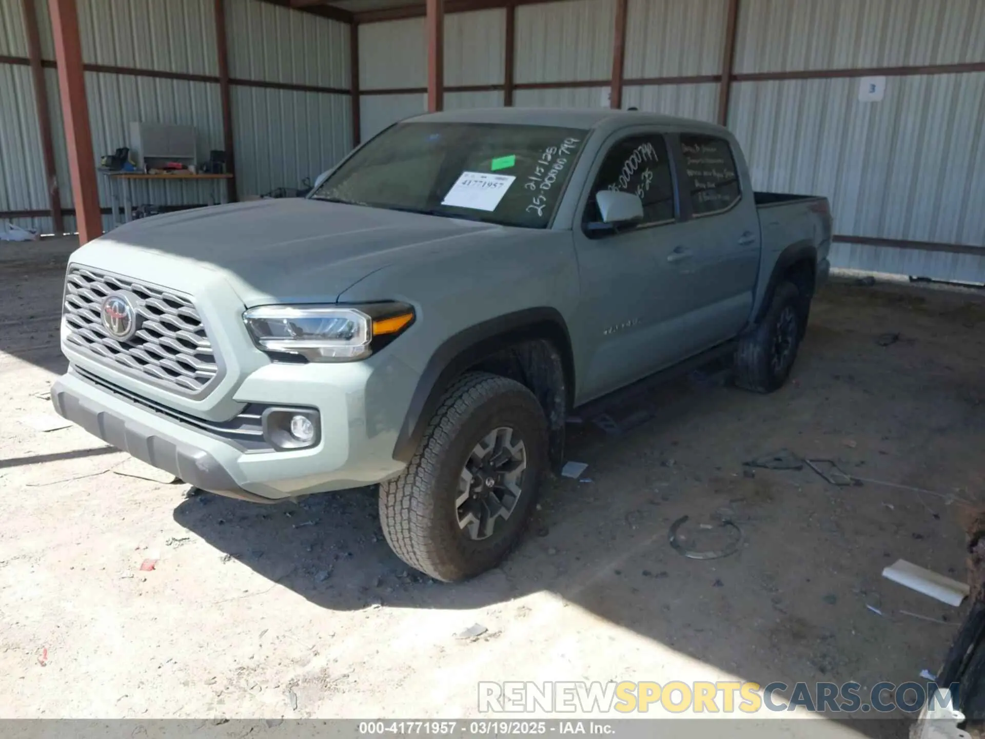 2 fotografías del automóvil dañado 3TMCZ5ANXPM613857 TOYOTA TACOMA 2023