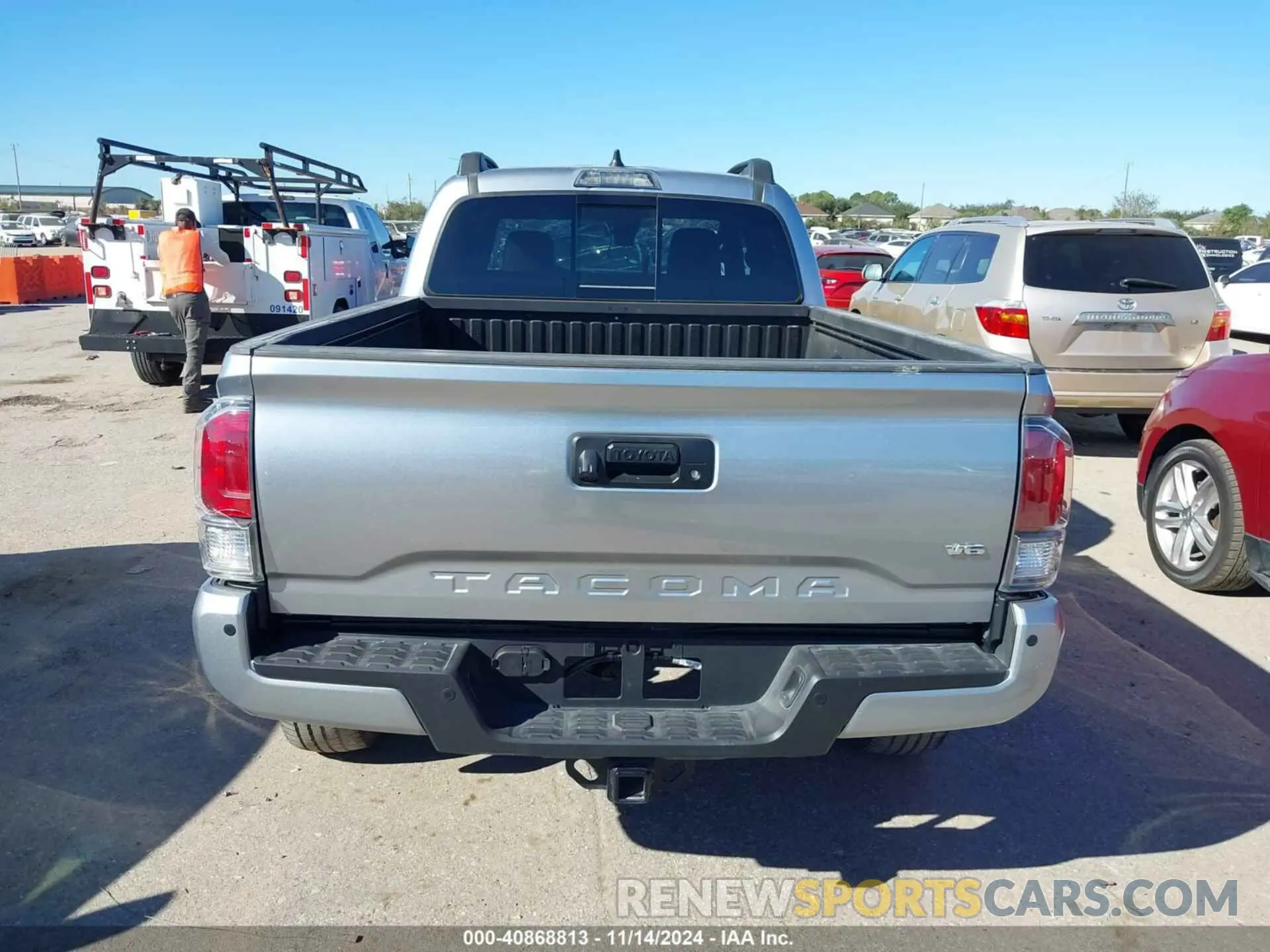 16 fotografías del automóvil dañado 3TMDZ5BN0PM147827 TOYOTA TACOMA 2023