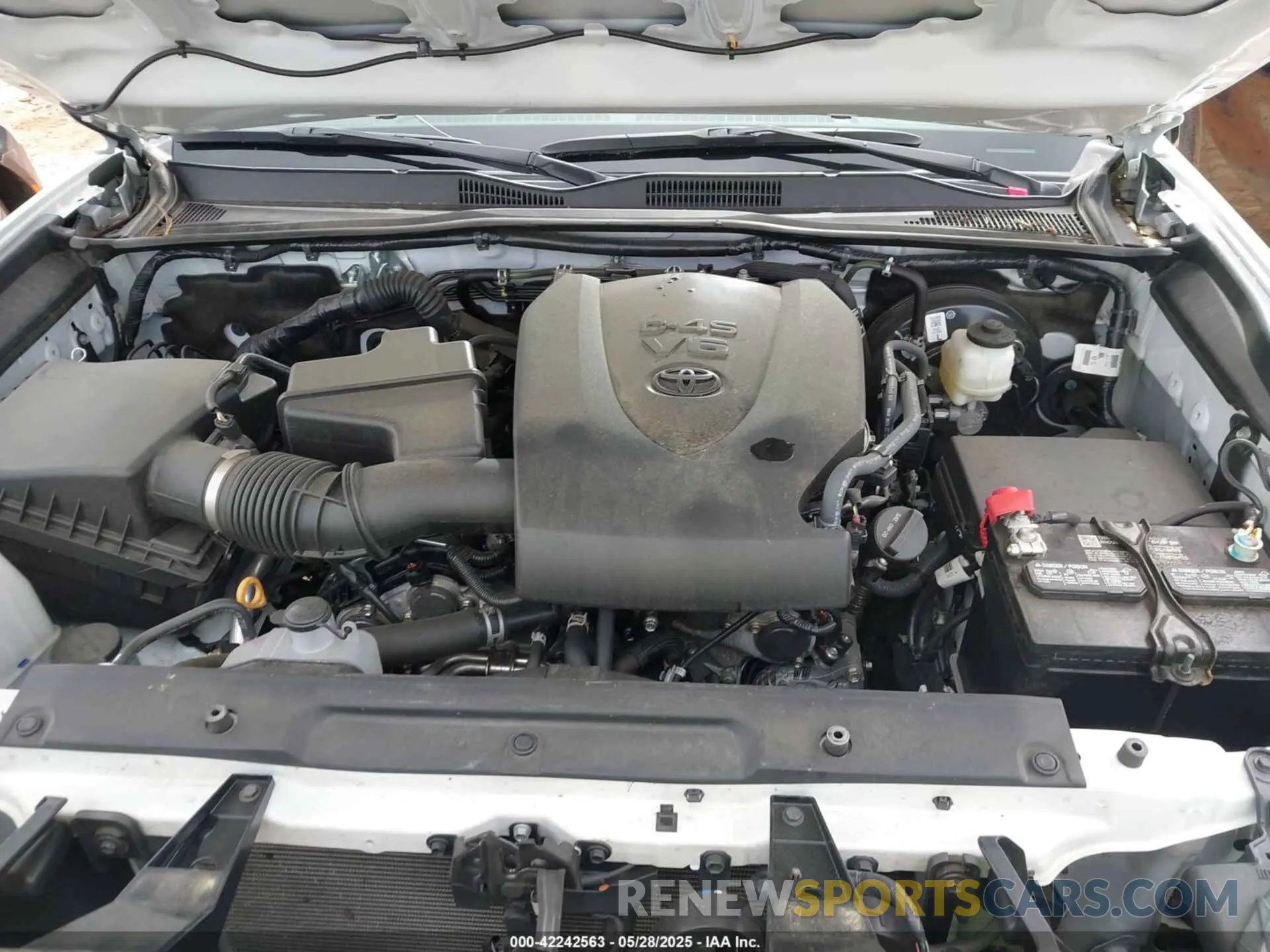 10 fotografías del automóvil dañado 3TMDZ5BN0PM153028 TOYOTA TACOMA 2023