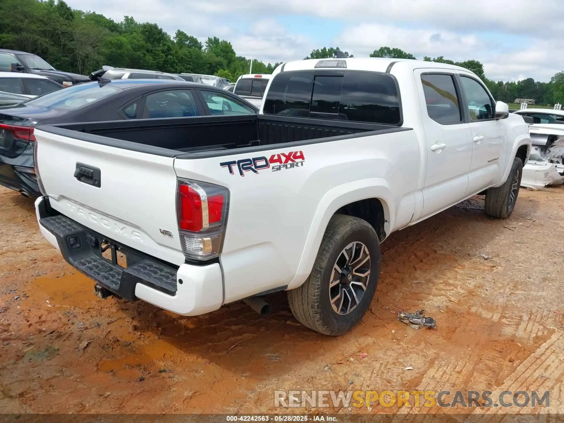 4 fotografías del automóvil dañado 3TMDZ5BN0PM153028 TOYOTA TACOMA 2023