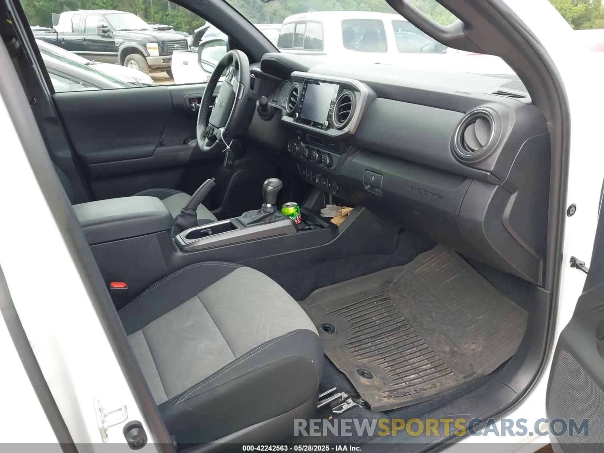 5 fotografías del automóvil dañado 3TMDZ5BN0PM153028 TOYOTA TACOMA 2023
