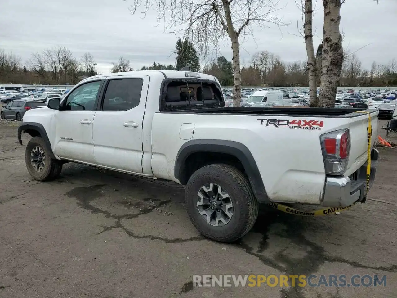 2 fotografías del automóvil dañado 3TMDZ5BN0PM157807 TOYOTA TACOMA 2023