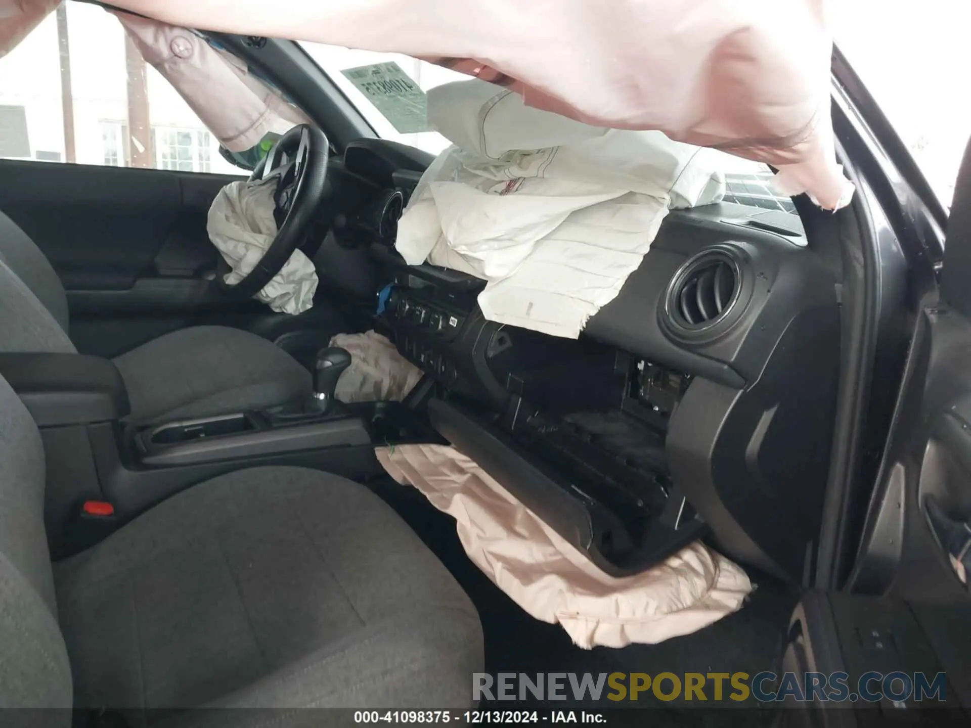 5 fotografías del automóvil dañado 3TMDZ5BN1PM142619 TOYOTA TACOMA 2023
