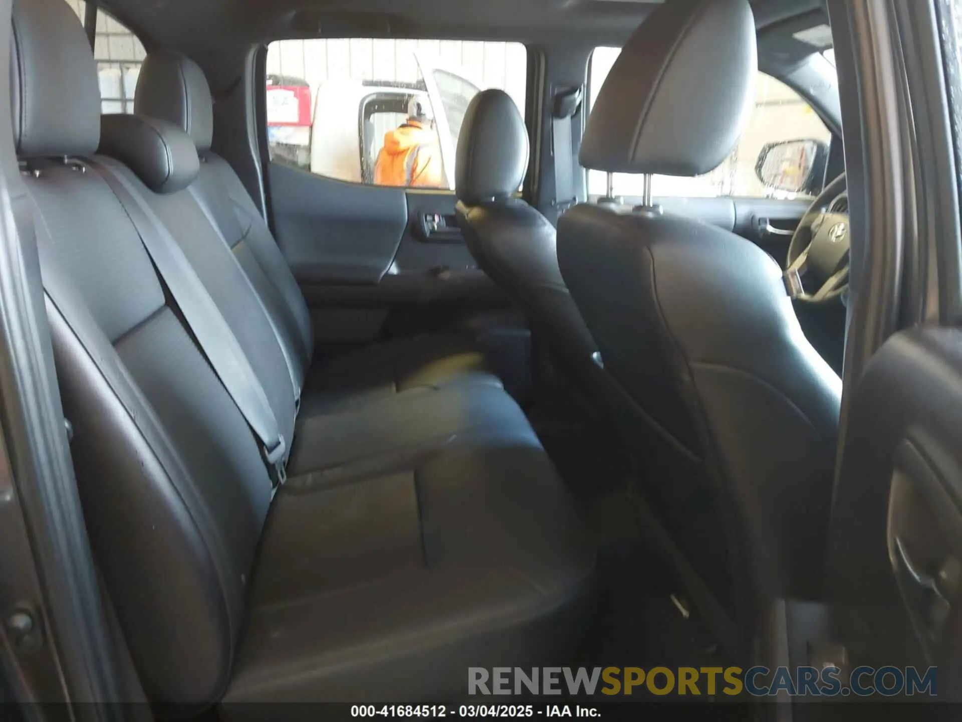 8 fotografías del automóvil dañado 3TMDZ5BN1PM159548 TOYOTA TACOMA 2023