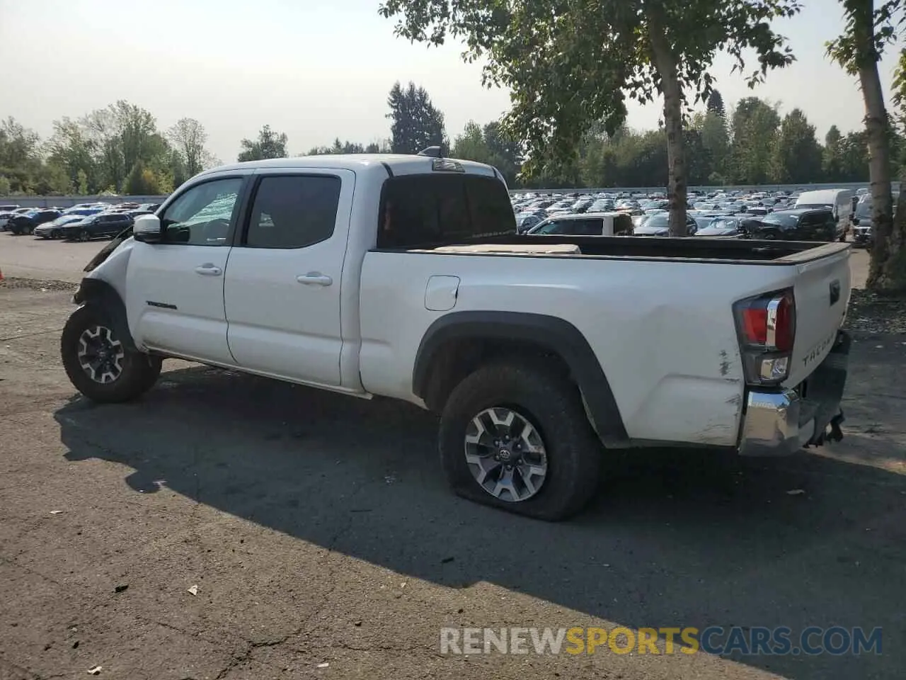 2 fotografías del automóvil dañado 3TMDZ5BN1PM167987 TOYOTA TACOMA 2023