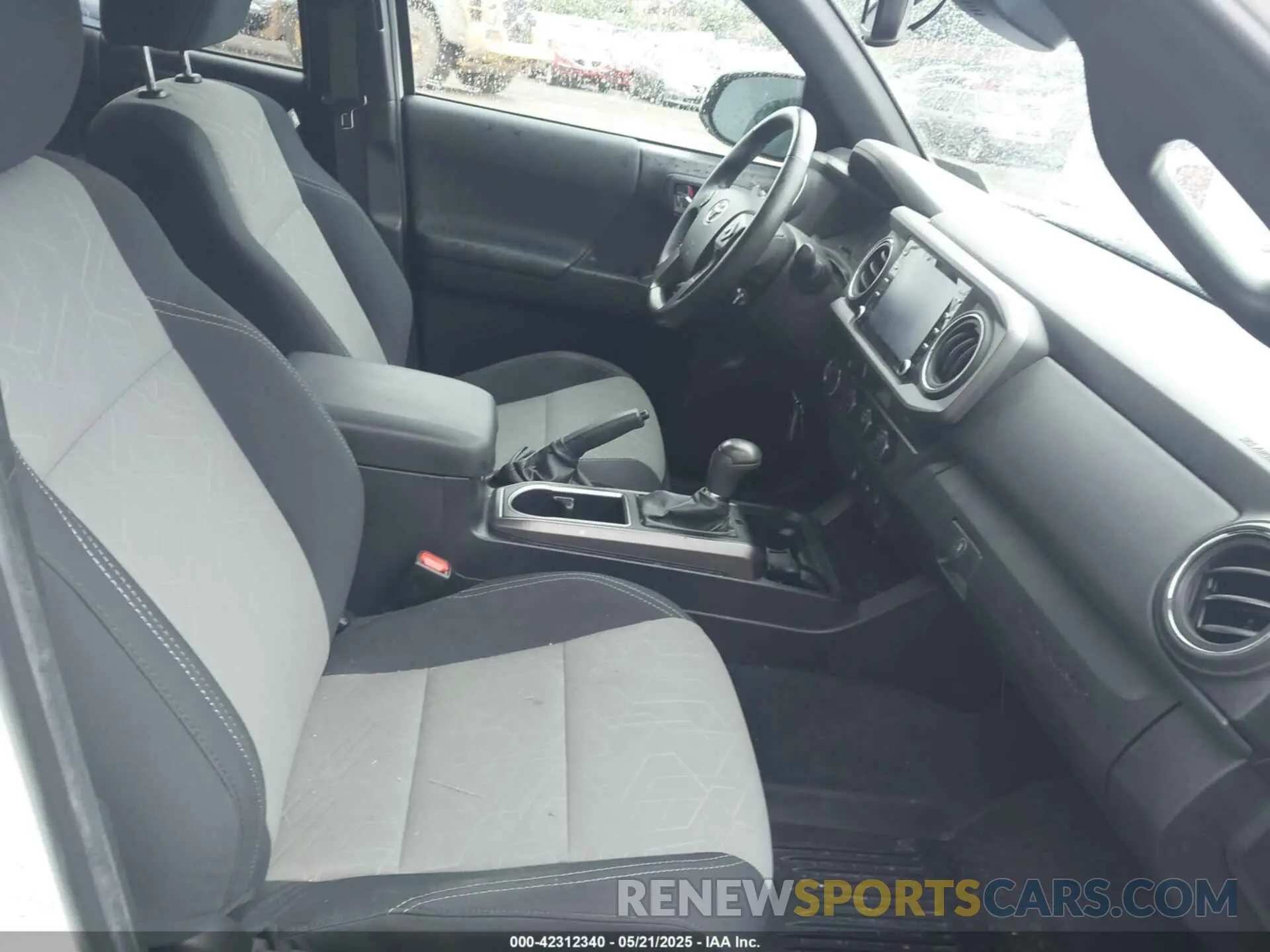 5 fotografías del automóvil dañado 3TMDZ5BN3PM141729 TOYOTA TACOMA 2023